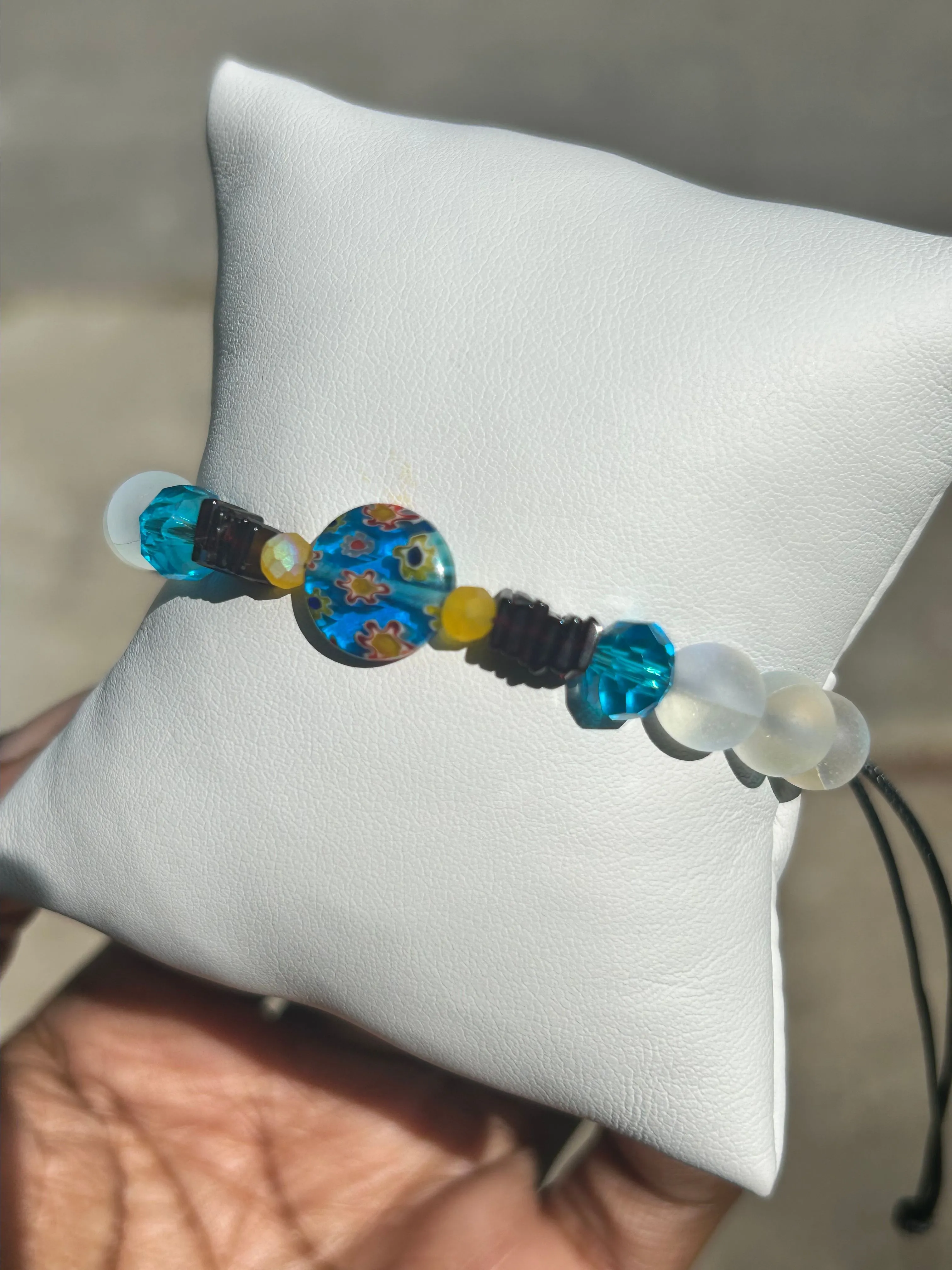 Listing Image Blurred Background