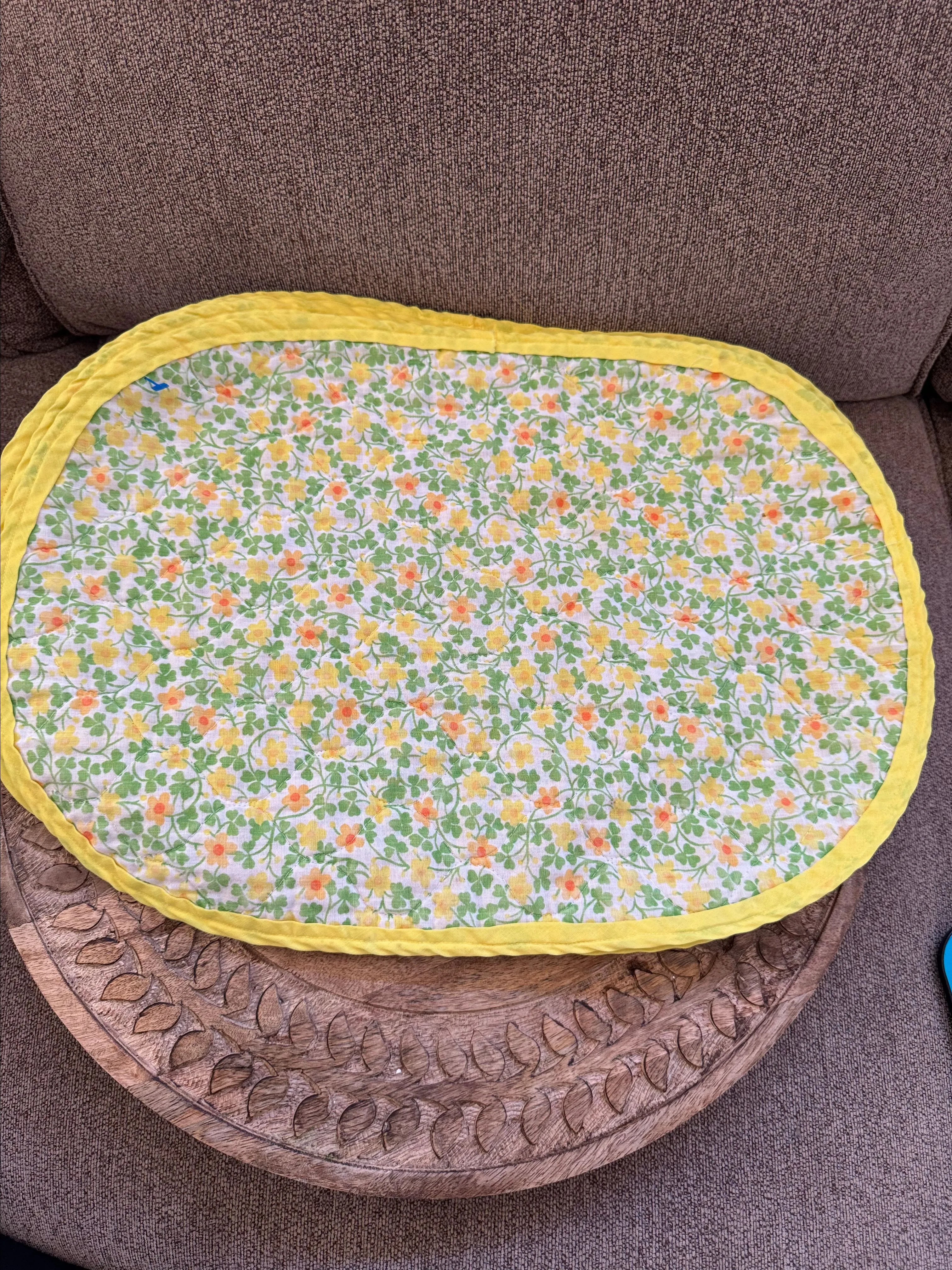 Product image for Vintage placemat set of 5 yellow and orange flowers