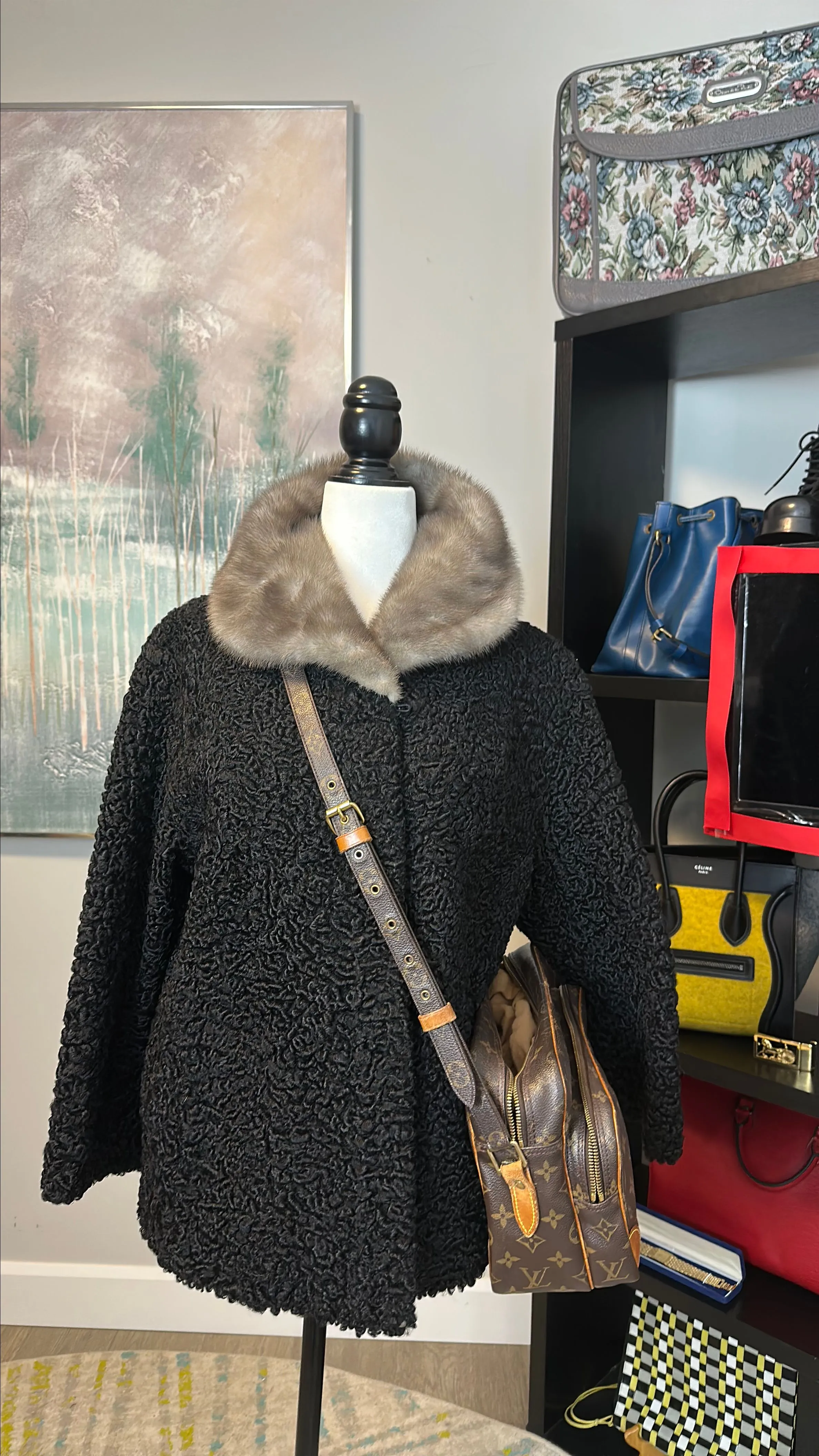 Product image for Meyer Epstein Furs London Ontario Unique Black Lambswool Coat With Mink Fur Trim