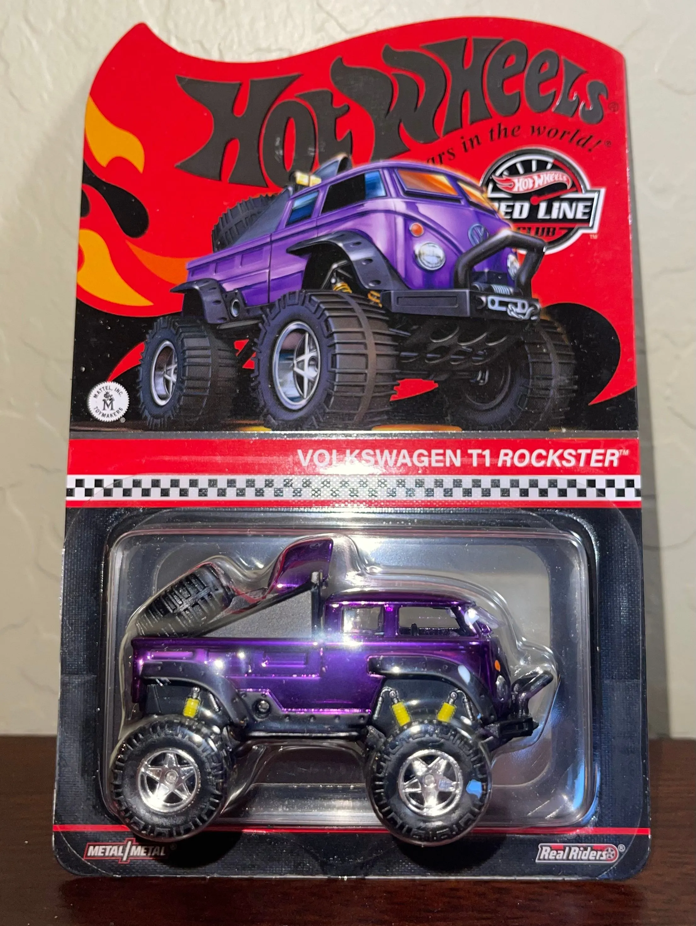 Product image for HOT WHEELS VOLKSWAGEN T1 ROCKSTER purple
