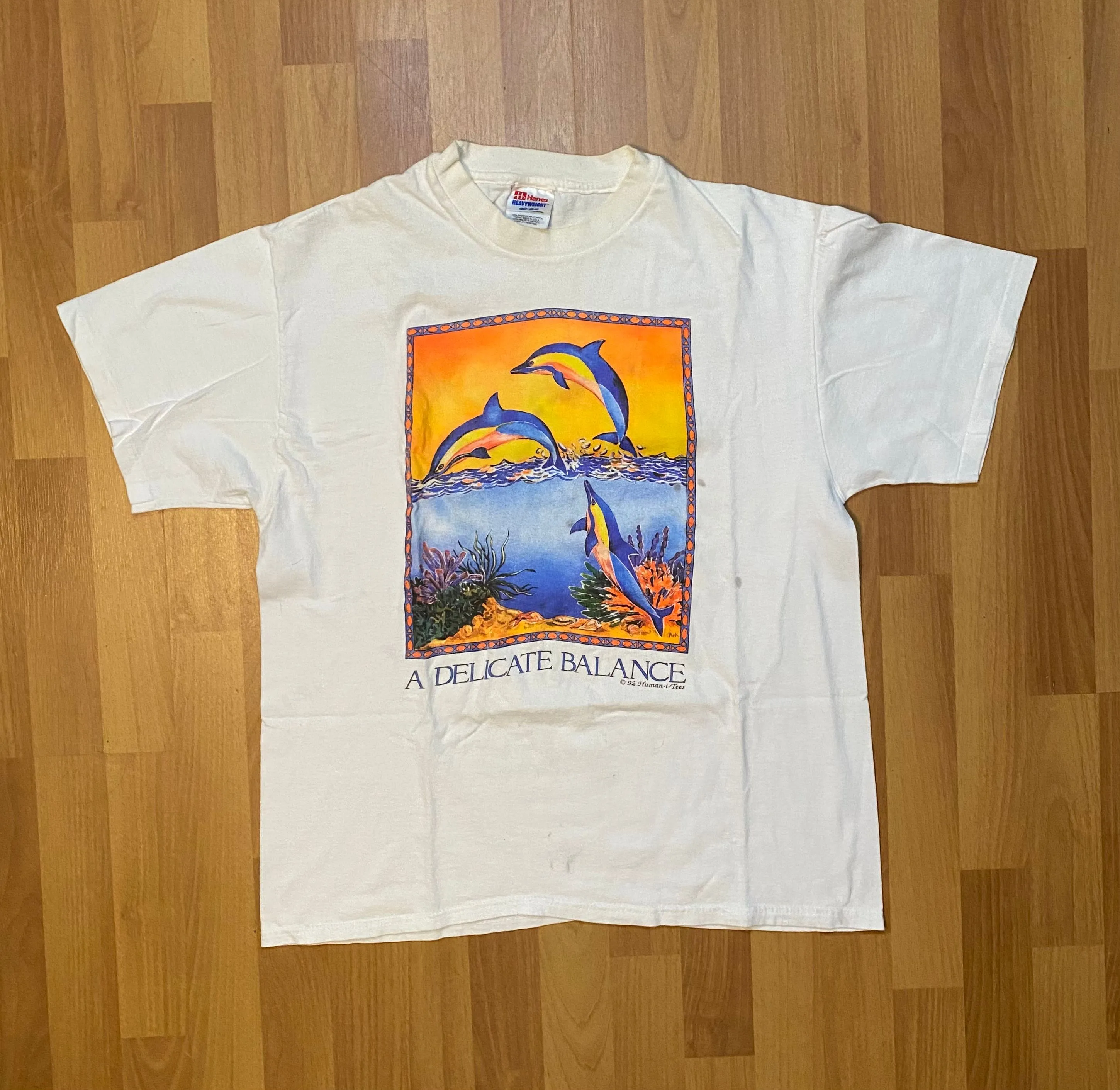 Product image for Vintage 90s Dolphins Nature T Shirt Hanes Tag