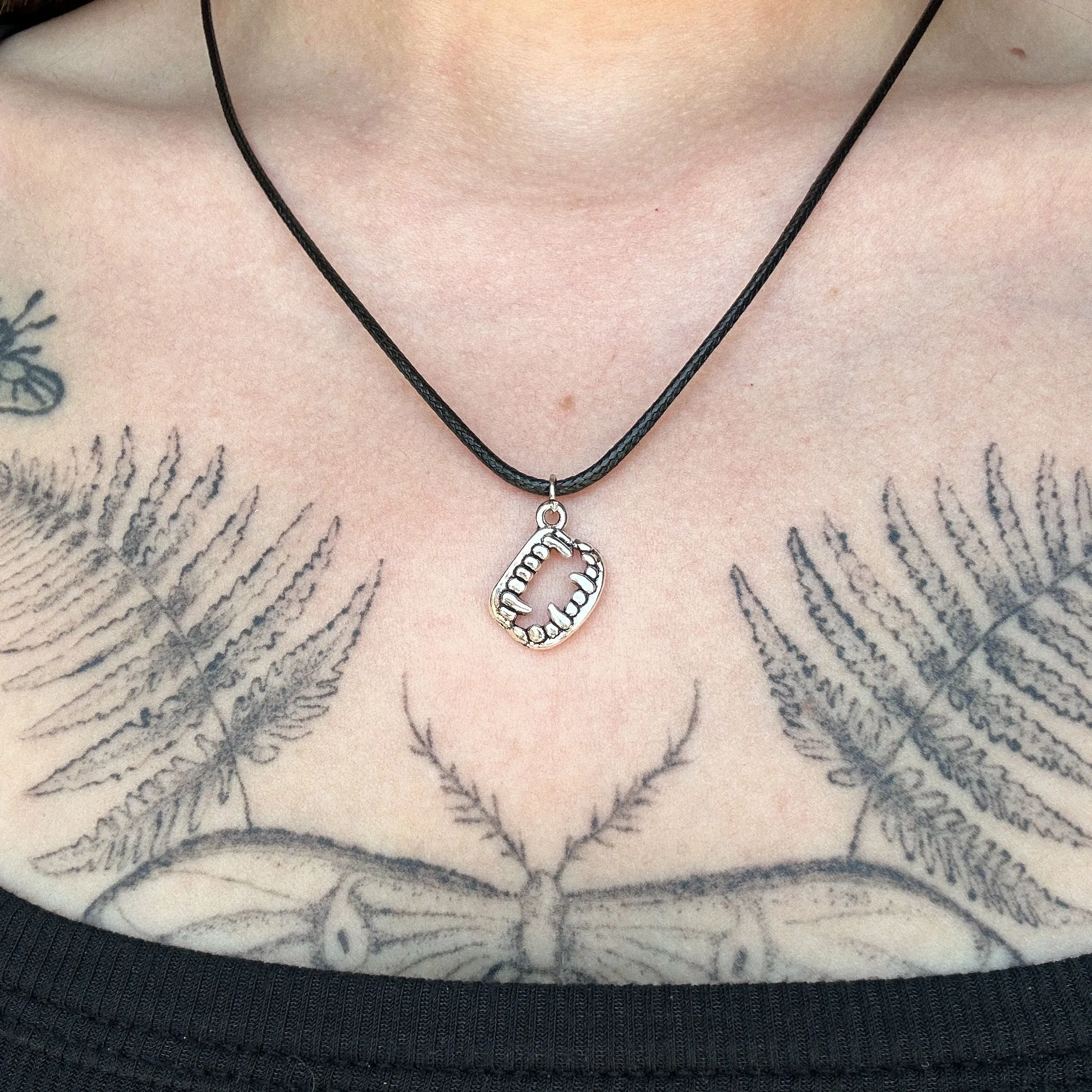 Product image for Vampire Teeth Necklace