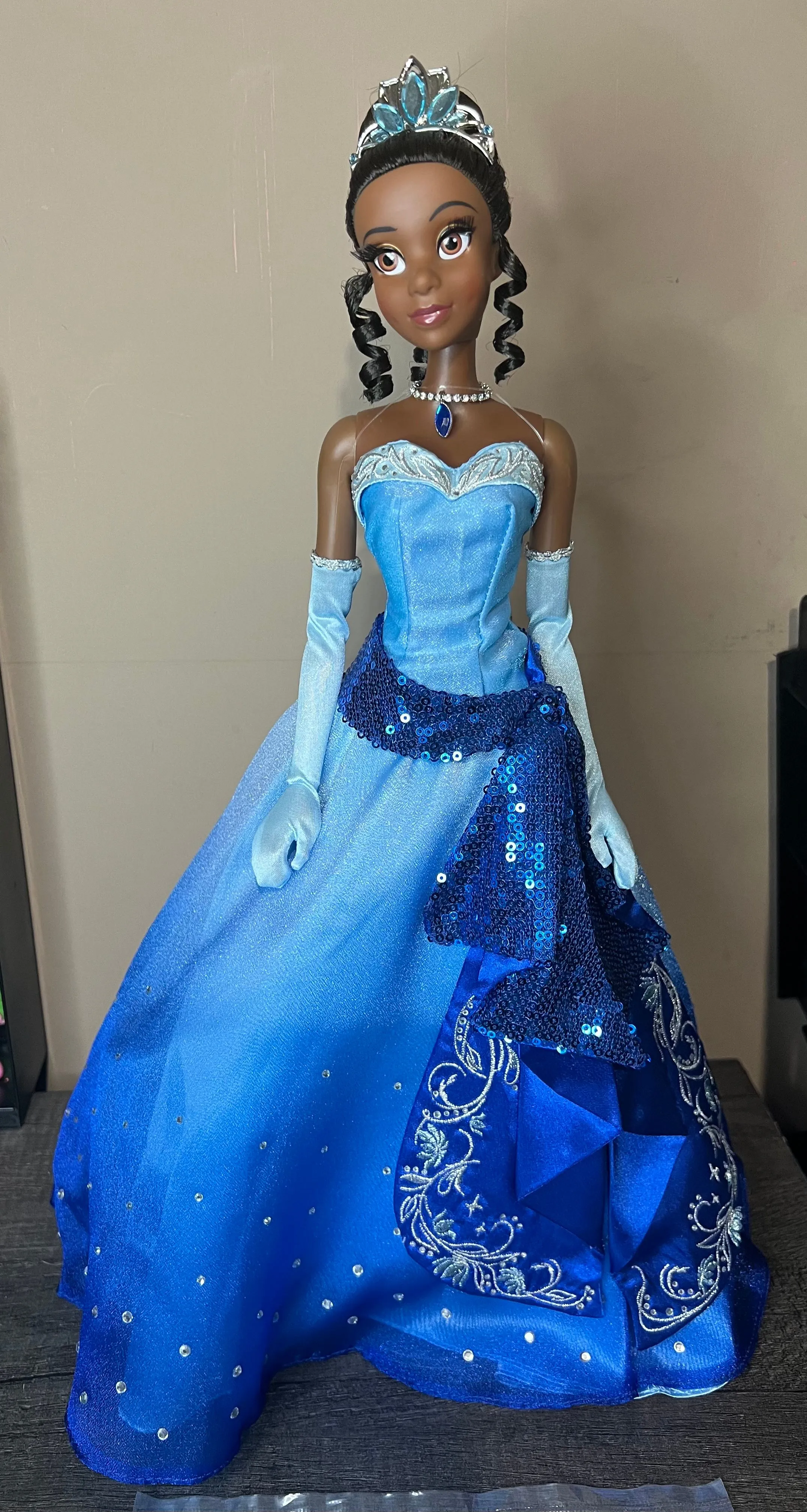 Disney Limited Edition Tiana 17" doll  Whatnot: Shop, Sell, Connect