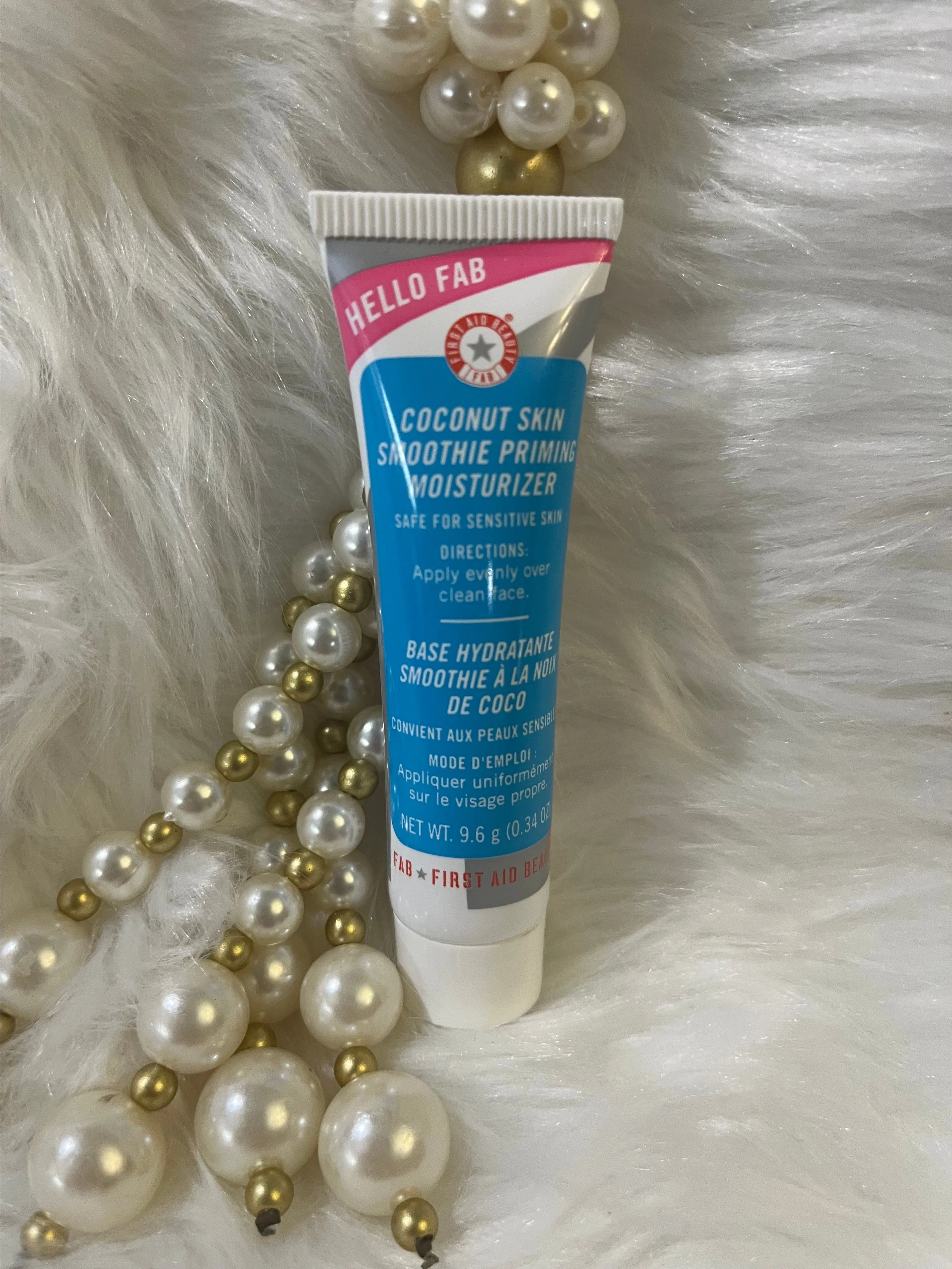 Product image for BEAUTY #117 FIRST AID BEAUTY COCONUT SMOOTHIE PRIMING MOISTURIZER