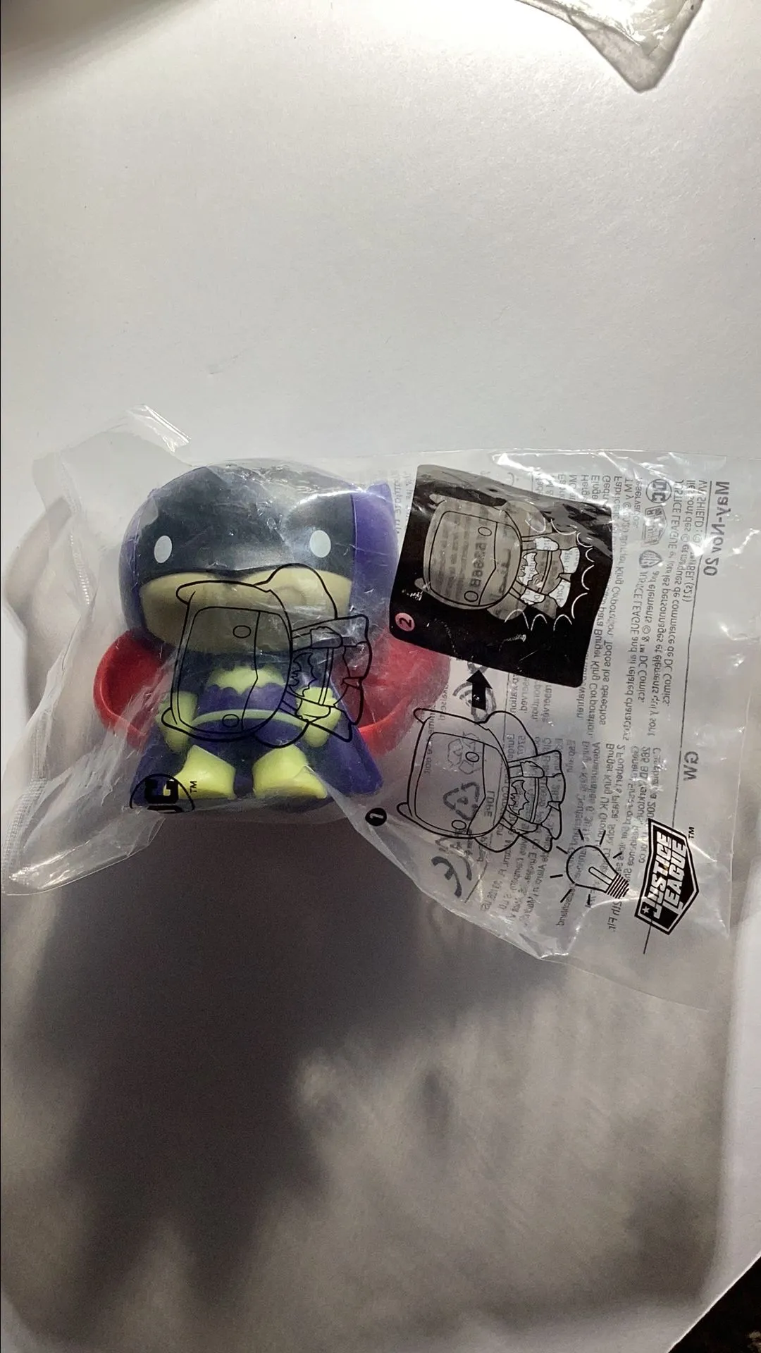 Product image for Burger King DC Justices League Glow In The Dark Batgirl 2020