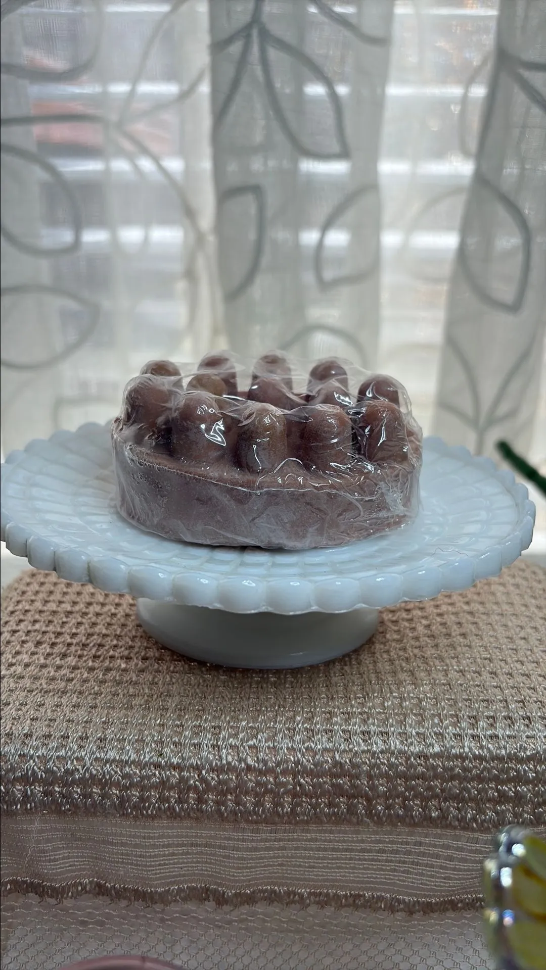 Product image for 153 Milk glass 5.5"Long