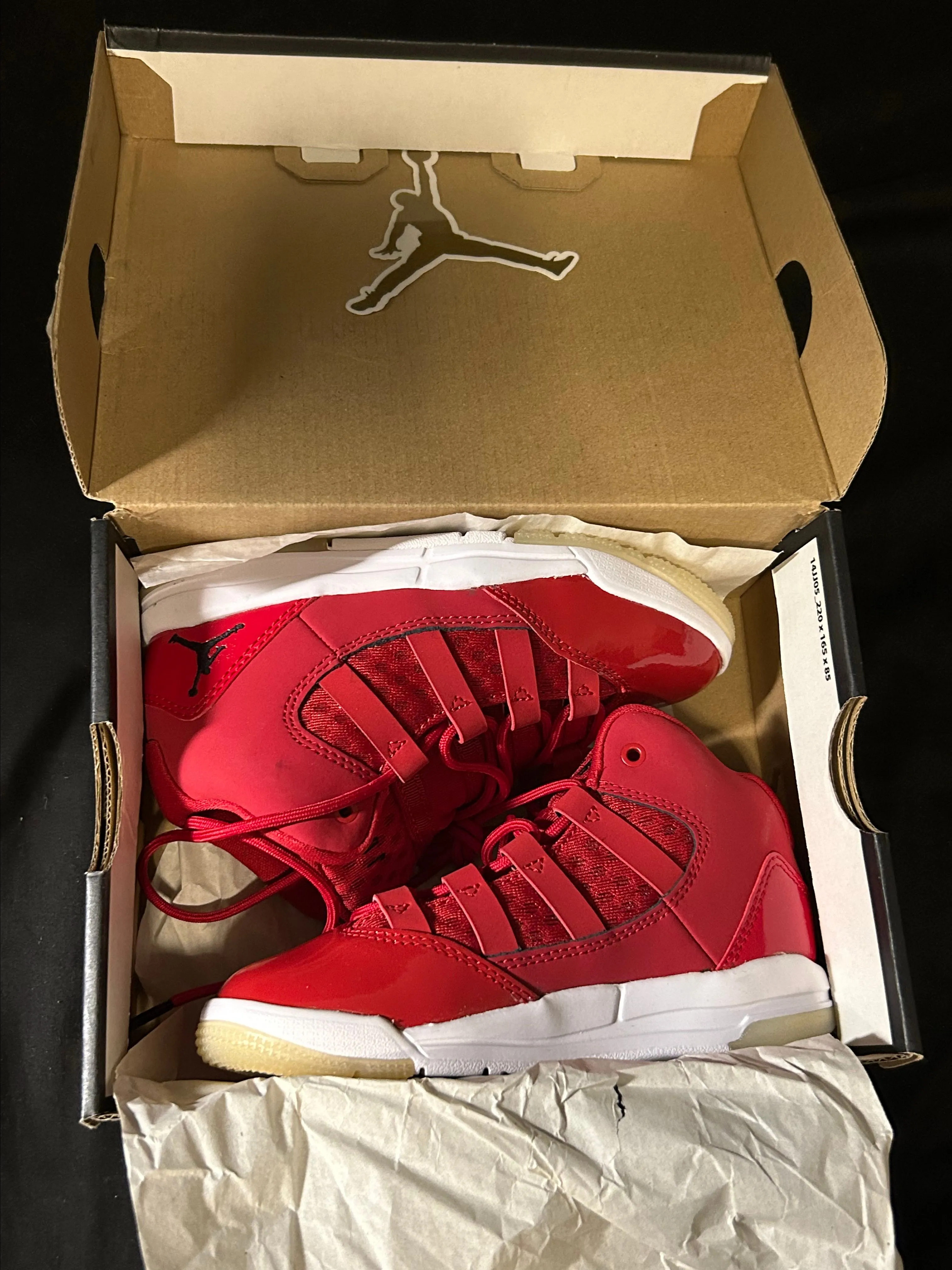 Product image for Air Jordan max aura red