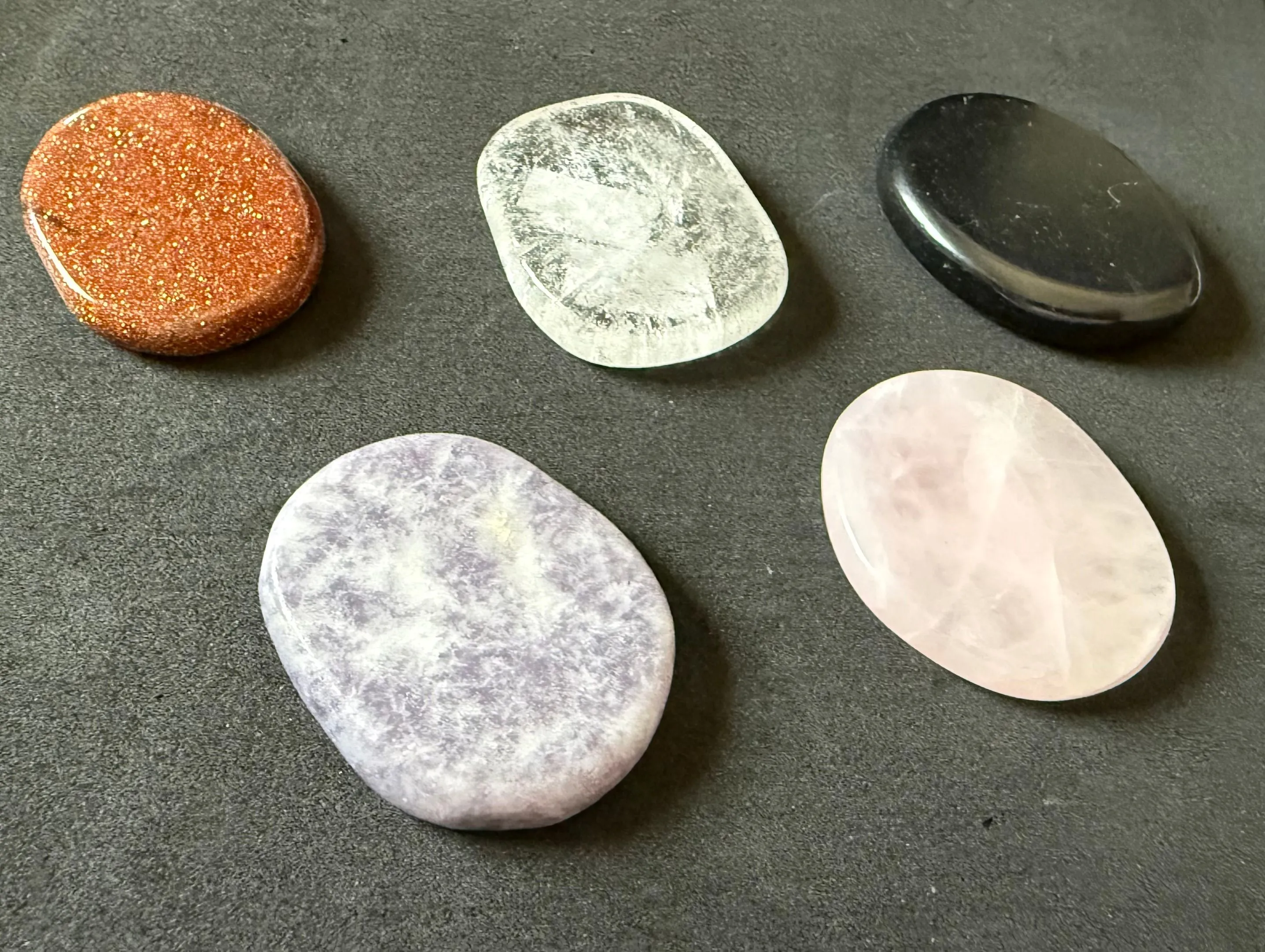 Product image for Mixed Palm Stones