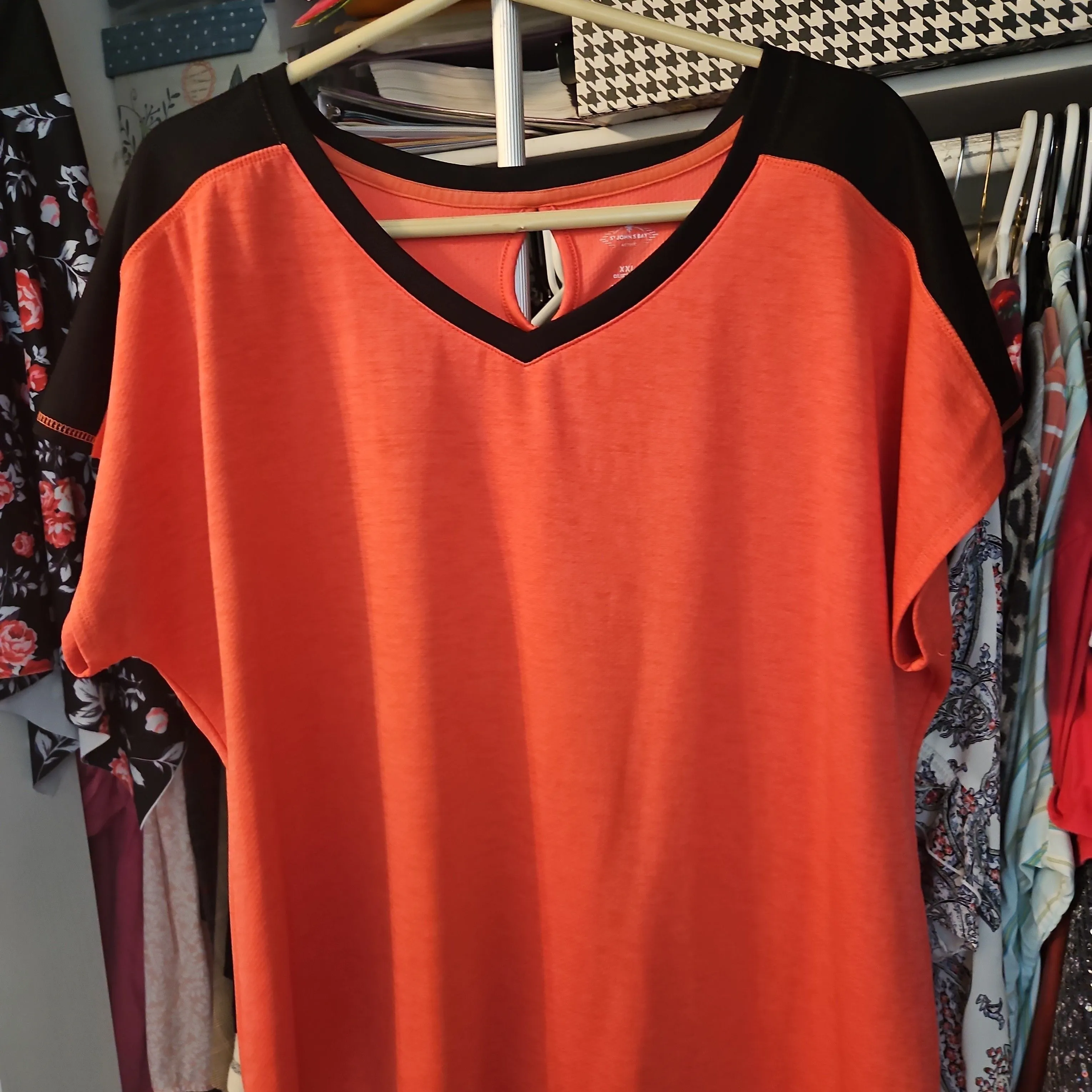 Product image for St John's Bay top sz XXL