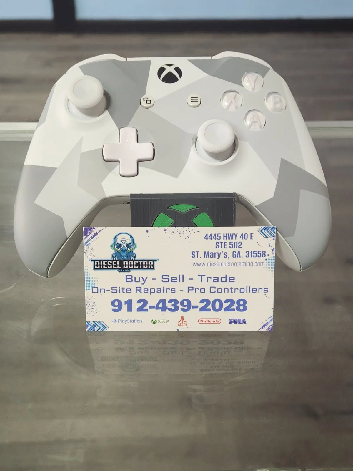 Product image for XBOX ONE S CUSTOM CONTROLLER