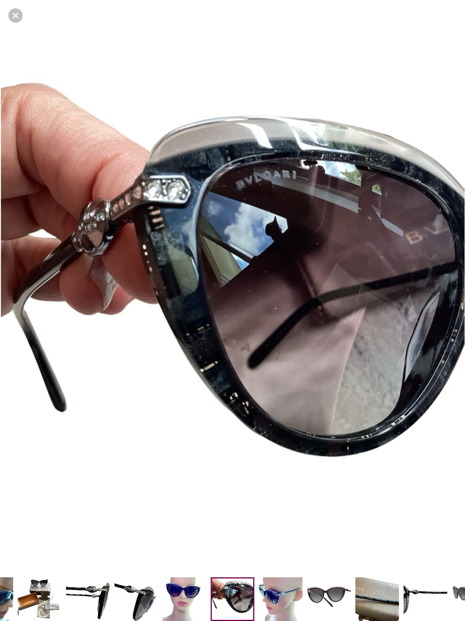 Listing Image Blurred Background
