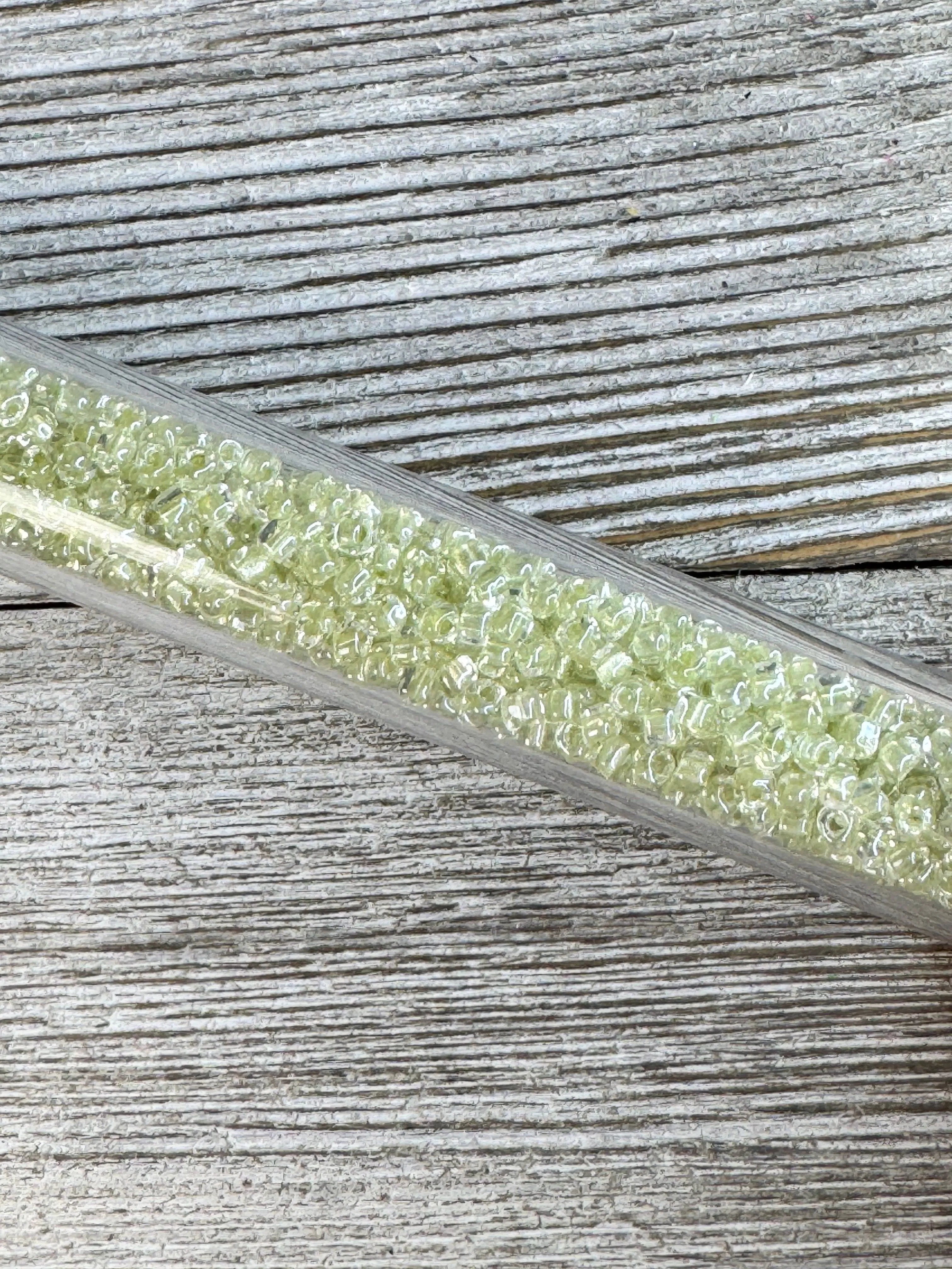 Product image for Celery Green Luster Triangles 10/0