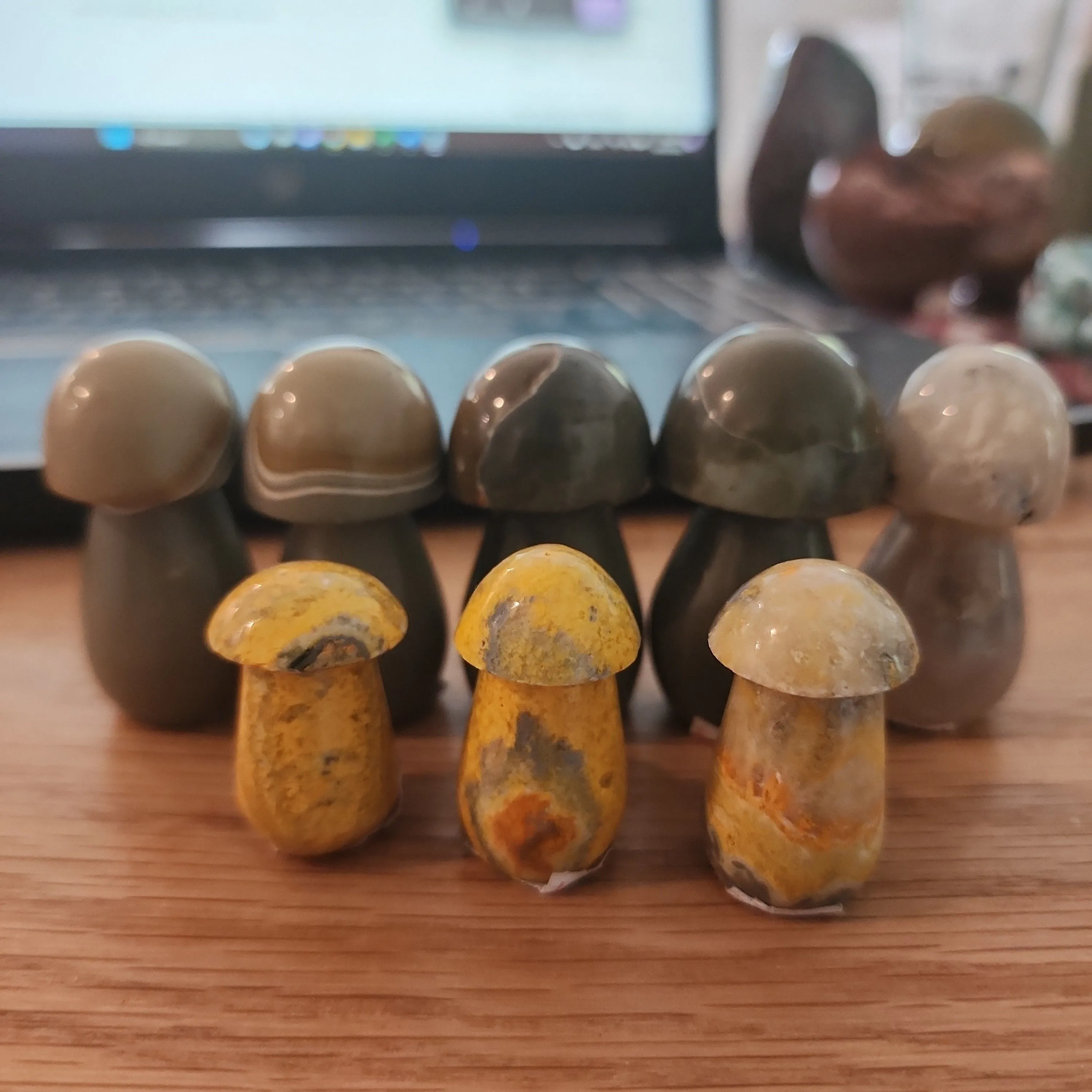 Product image for CHOICE Crystal mushrooms.