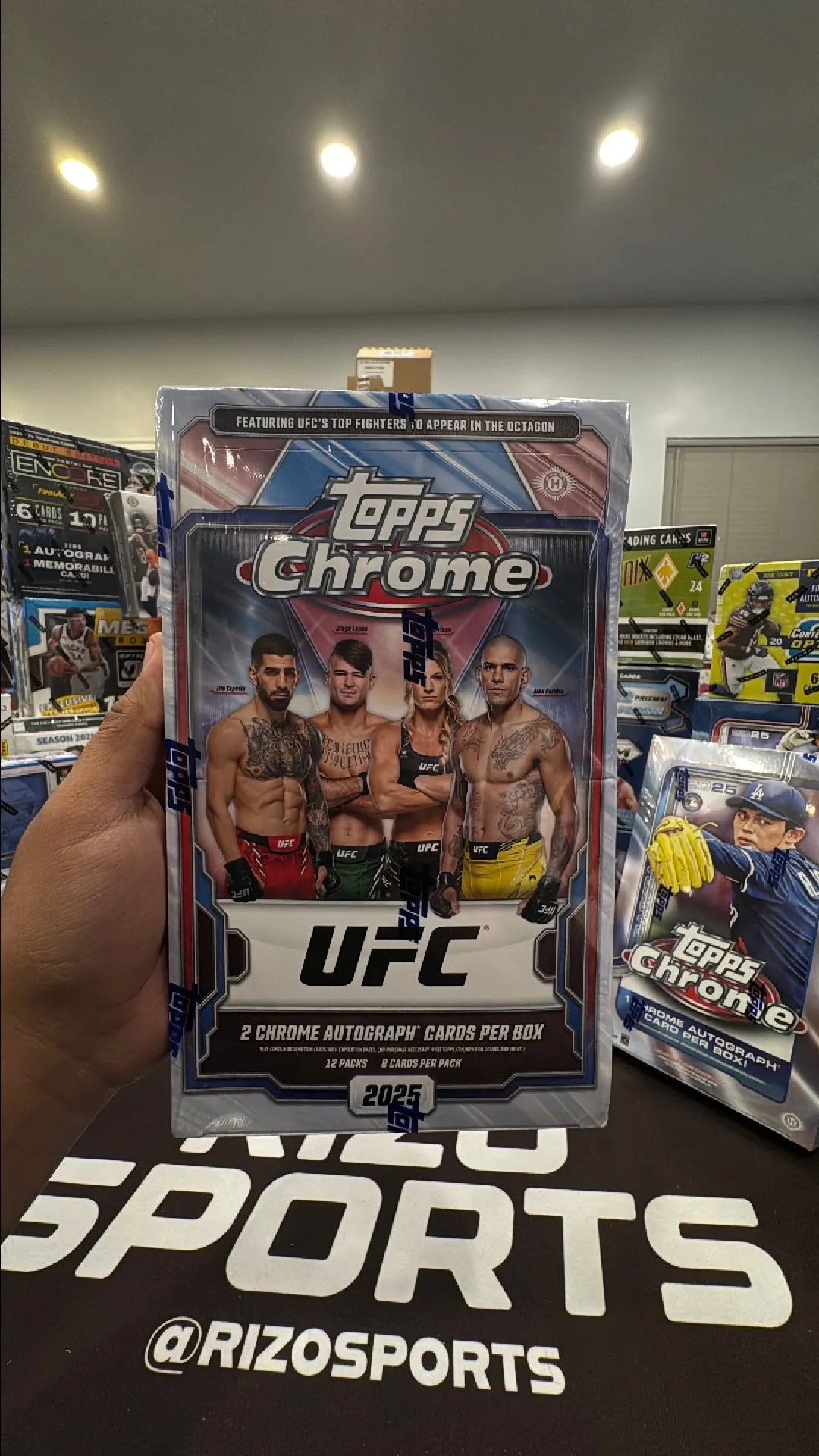 Product image for 2025 ufc Topps chrome hobby box