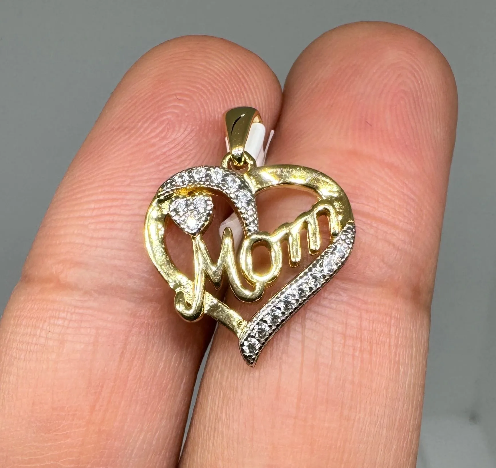 Product image for Mom Heart 925 Sterling Silver Cubic Zirconia Yellow Charm Pendant