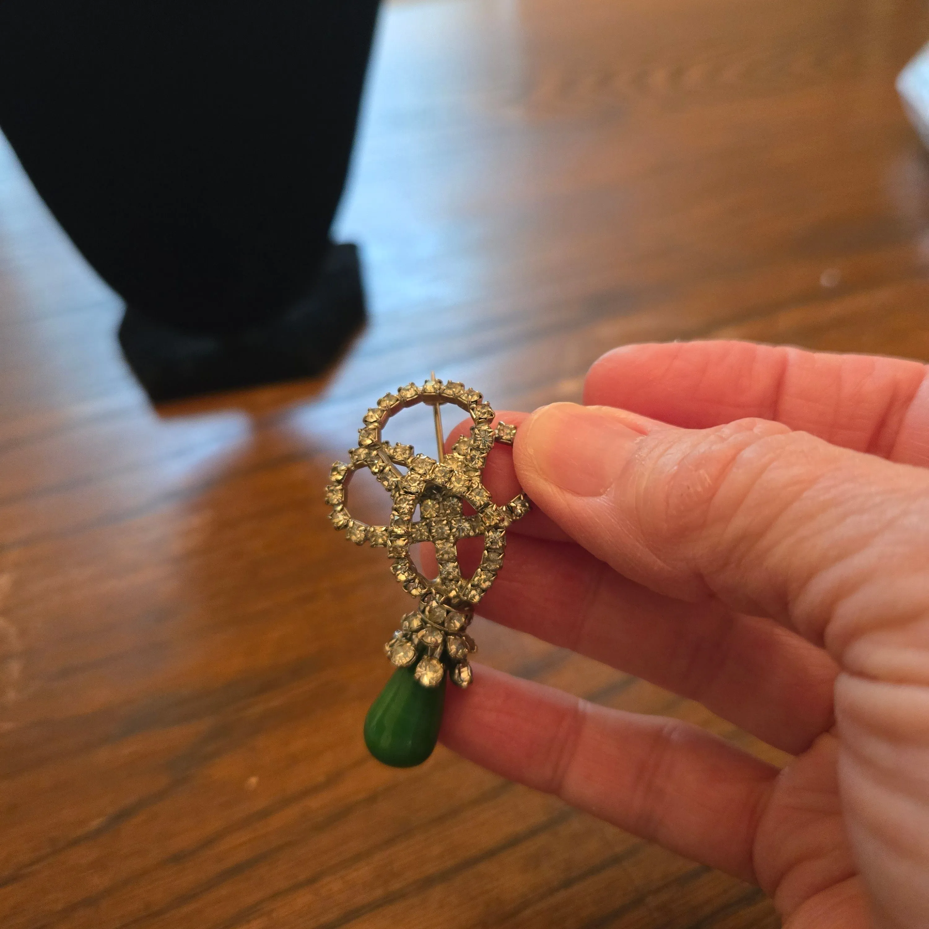 Product image for Green brooch