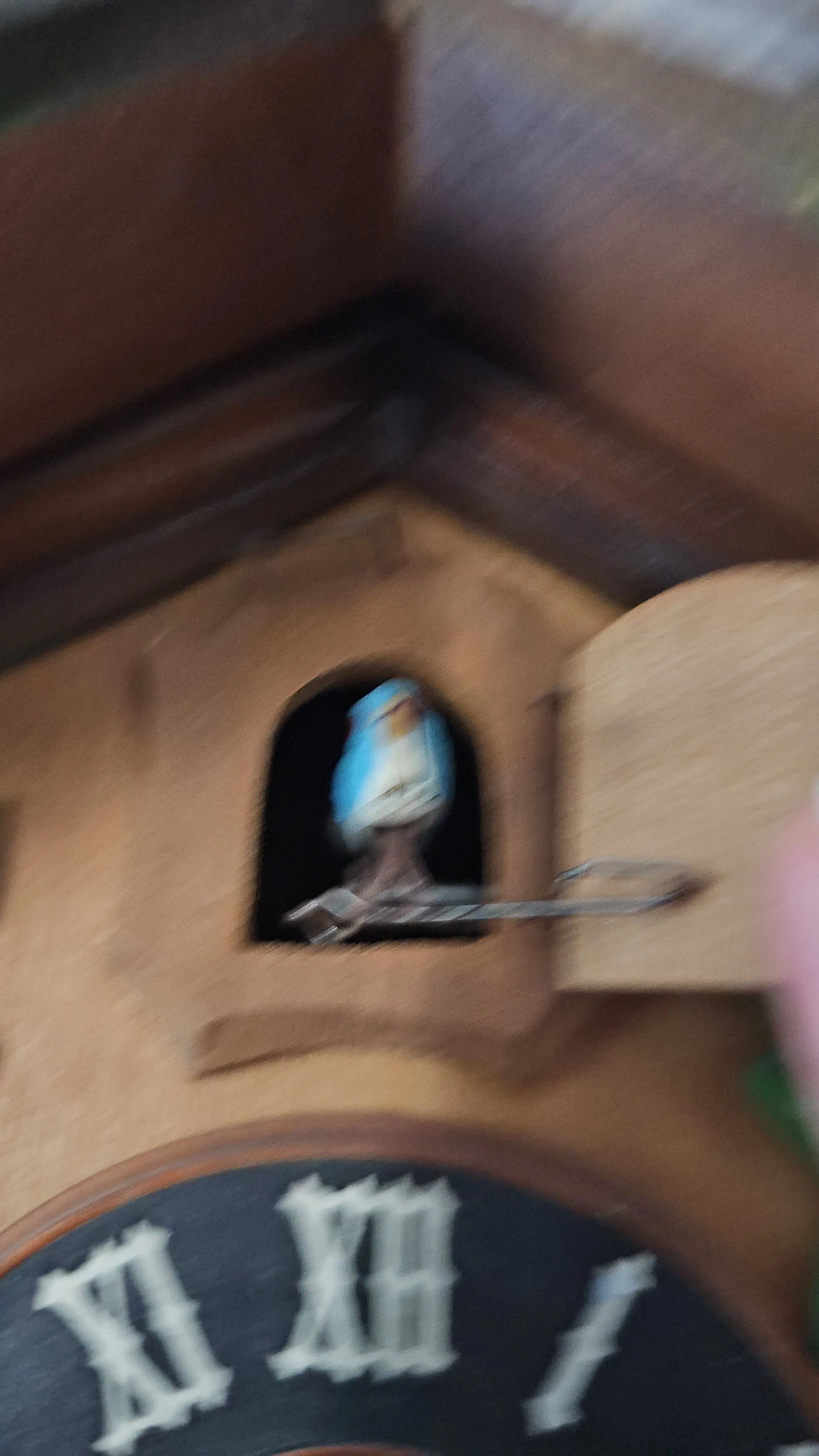 Listing Image Blurred Background