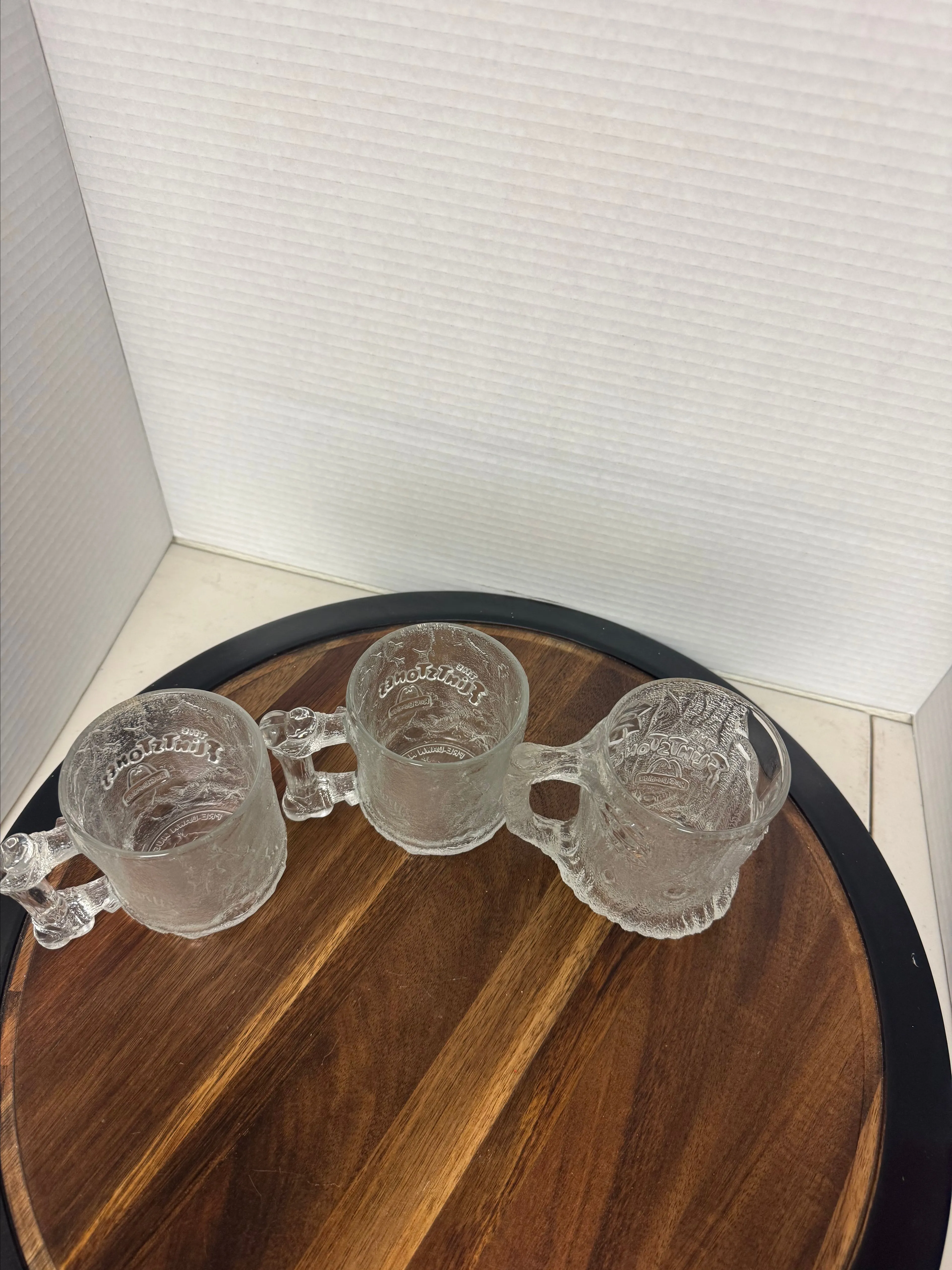 Listing Image Blurred Background