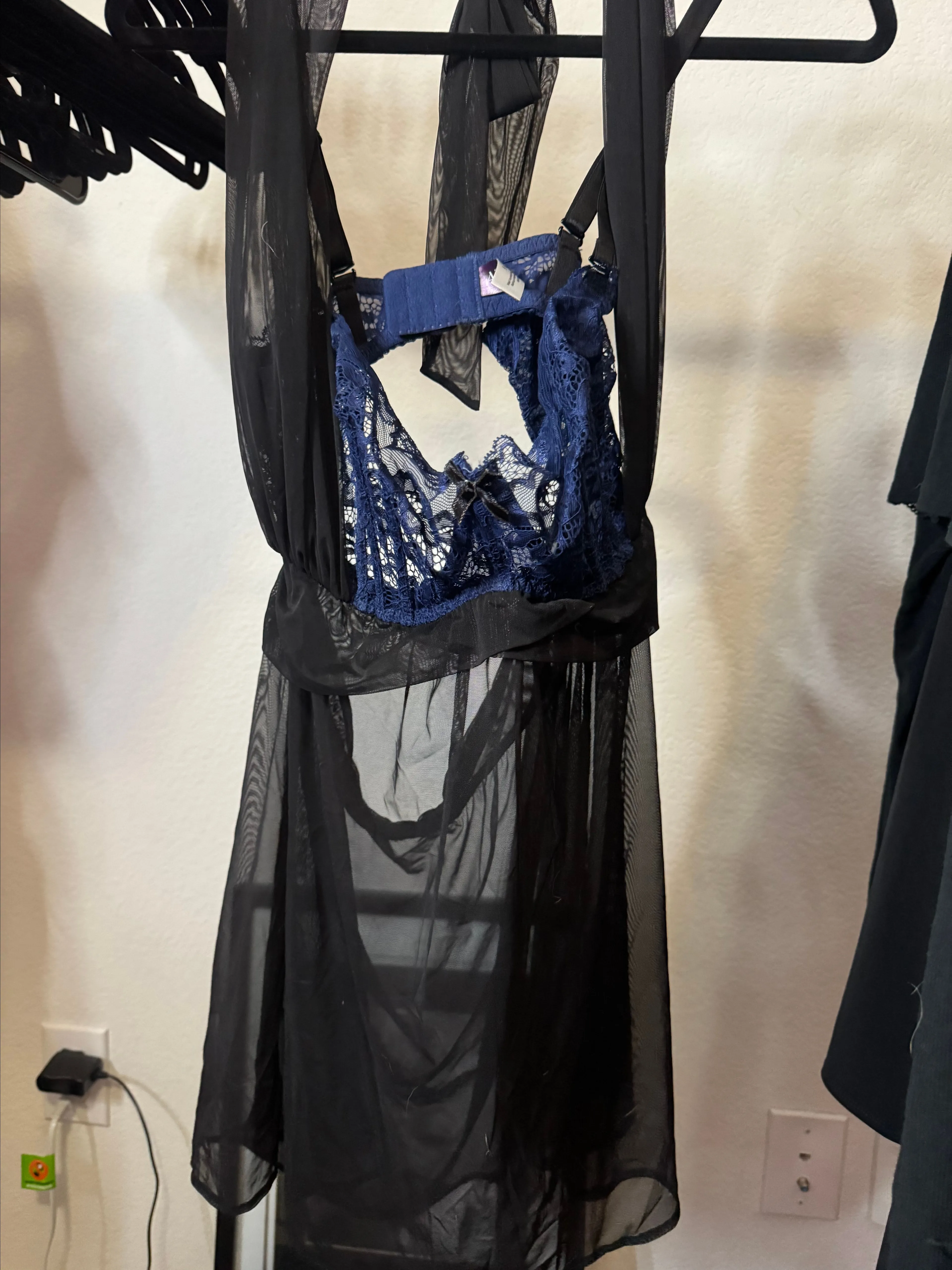 Product image for Adore Me Lacey lingerie navy/blk