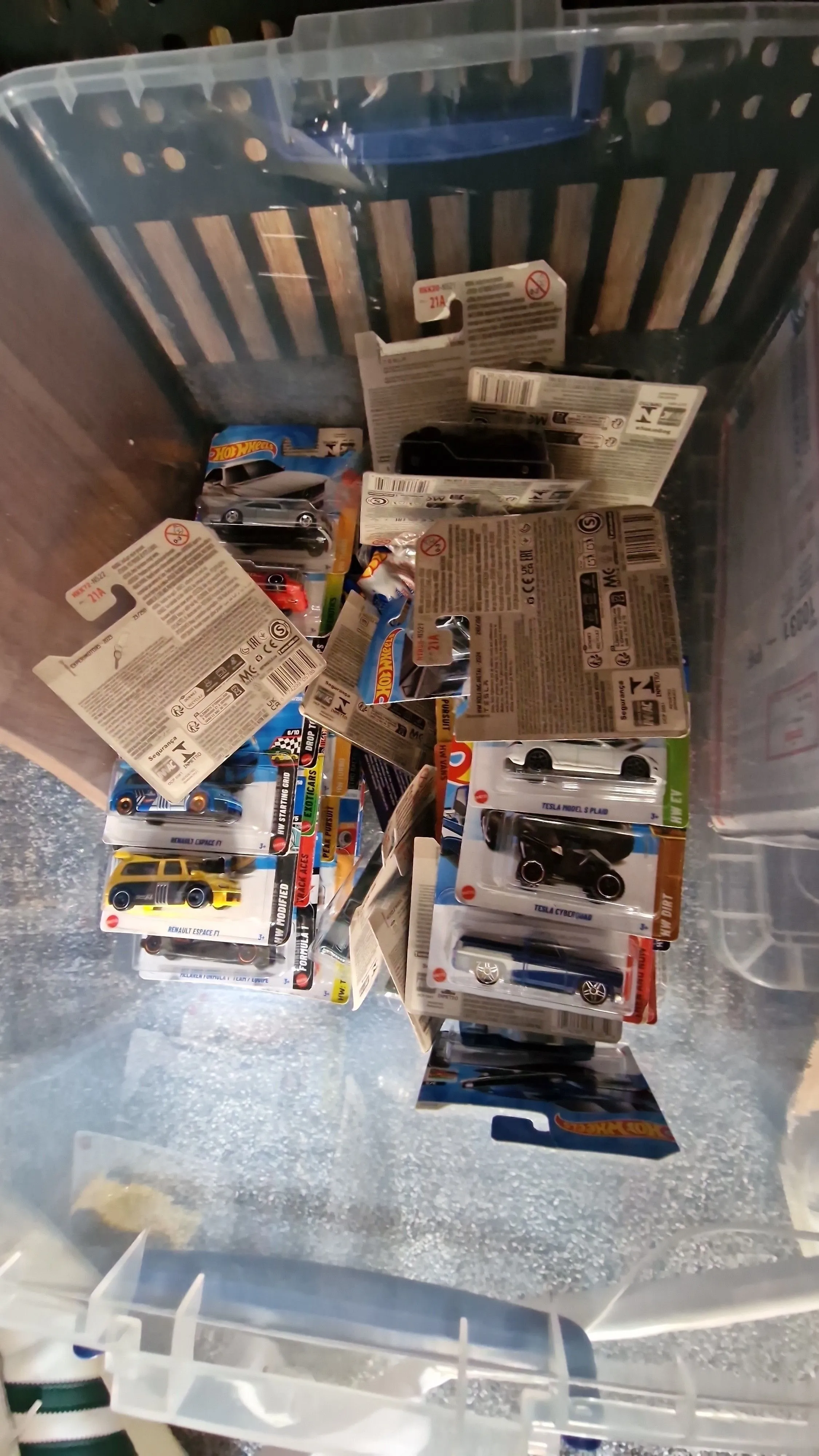 5edc62be-412f-4e8a-acde-3e4f40c1a6e2