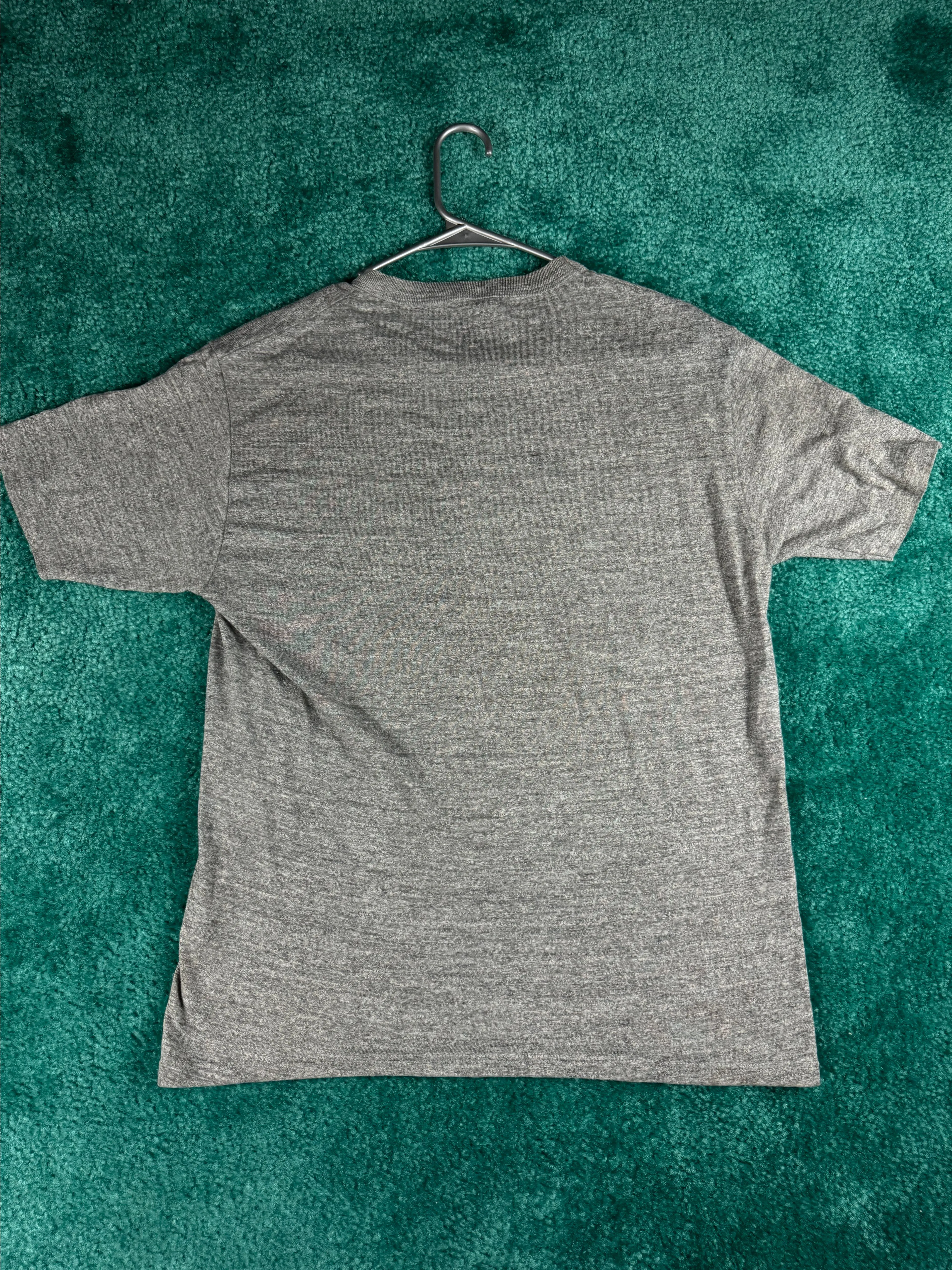 Listing Image Blurred Background