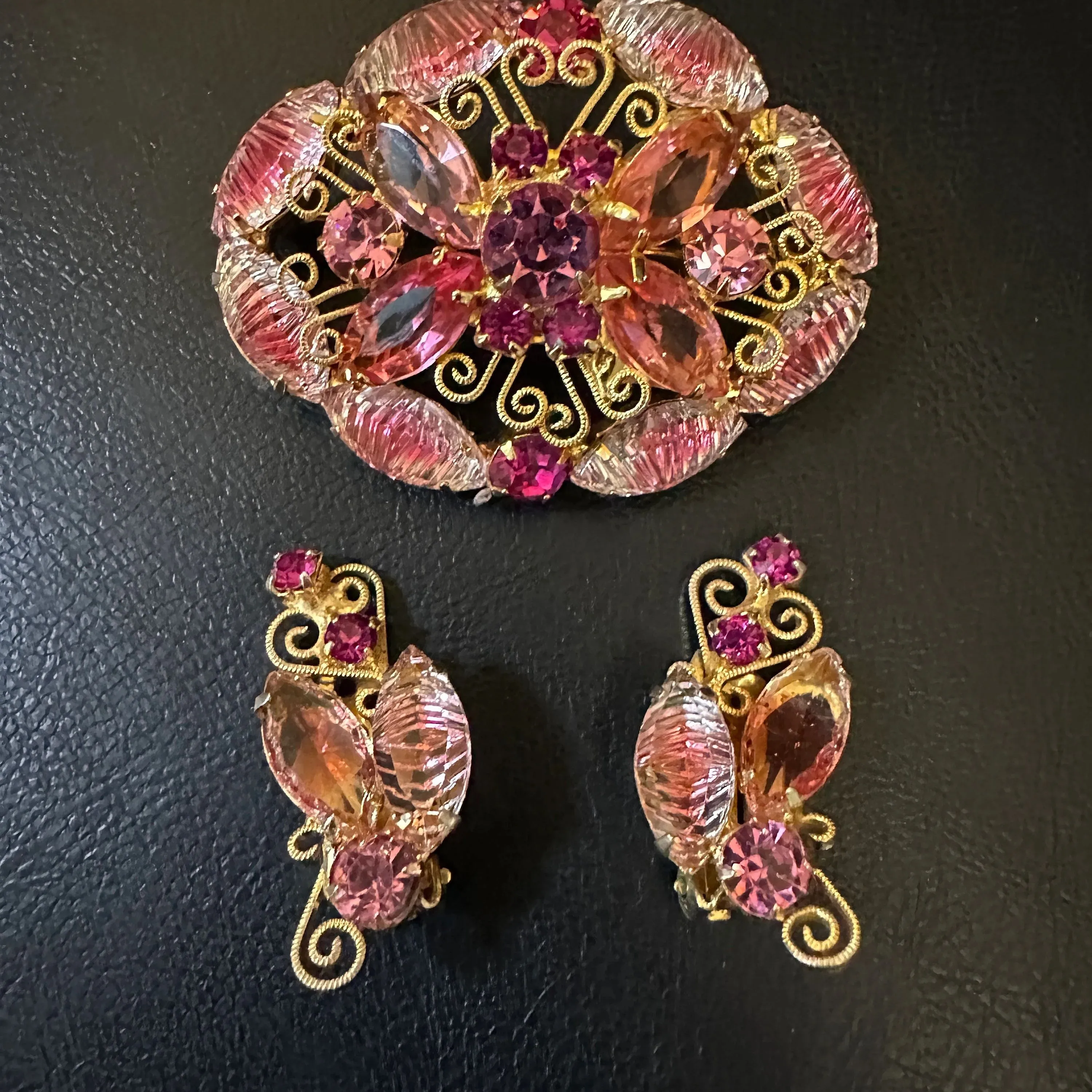 Product image for Juliana Brooch & Earrings Book Set, Demi Parure