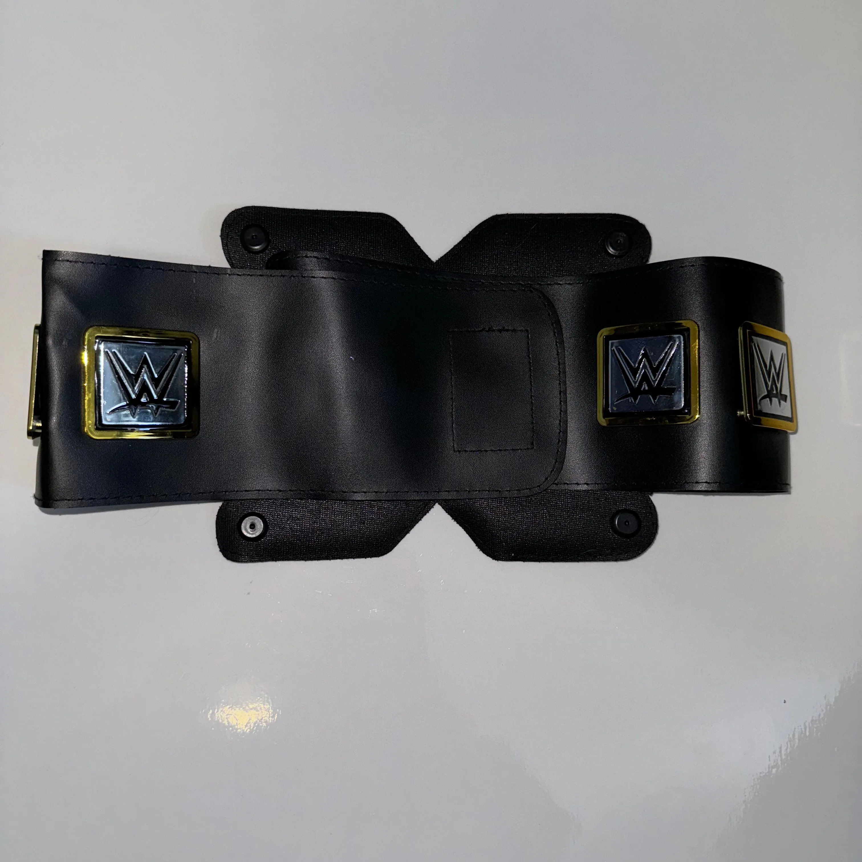 Listing Image Blurred Background