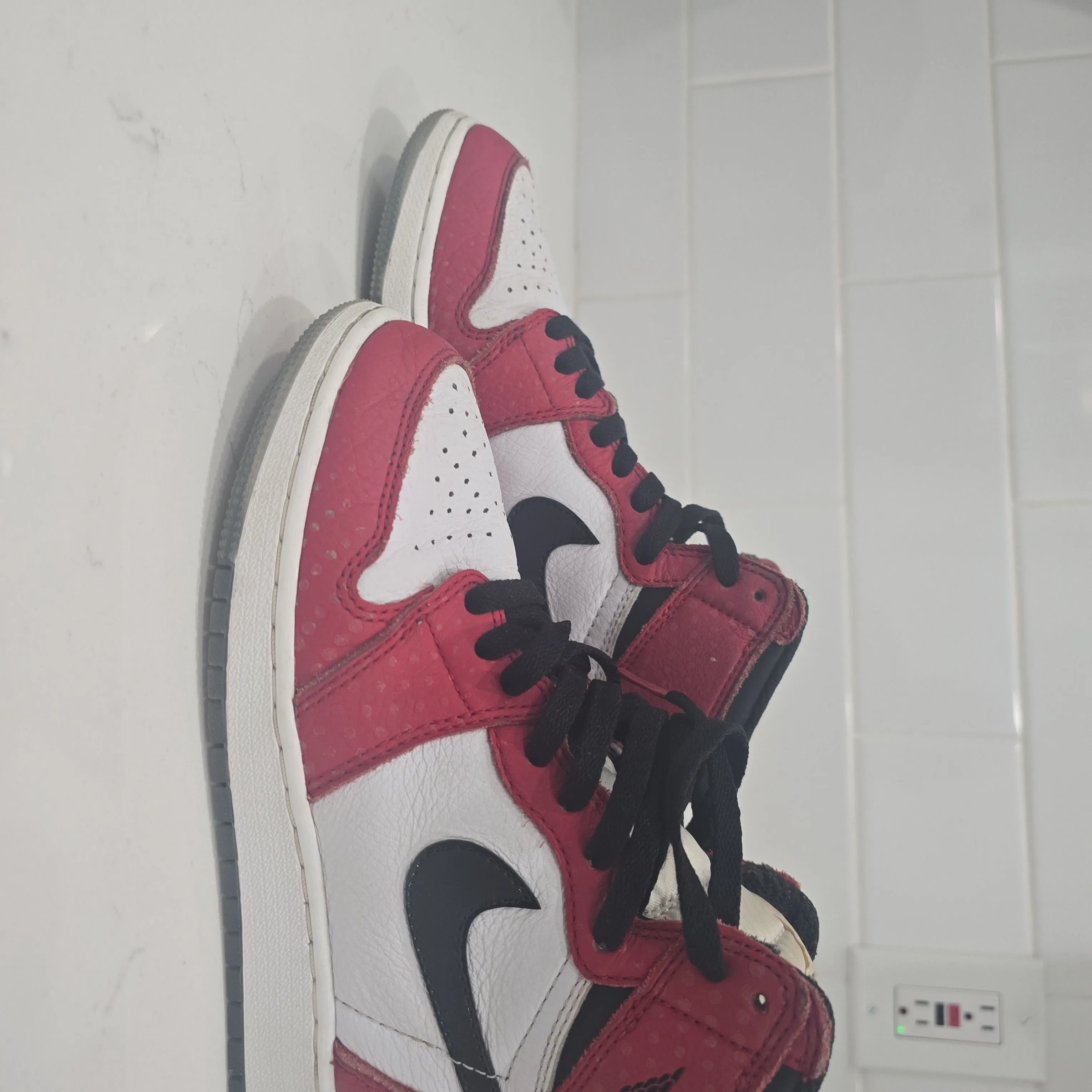 Product image for Nike Air Jordan 1 Retro High OG Spider-man Origin Story. (Gs) Sz 6Y
