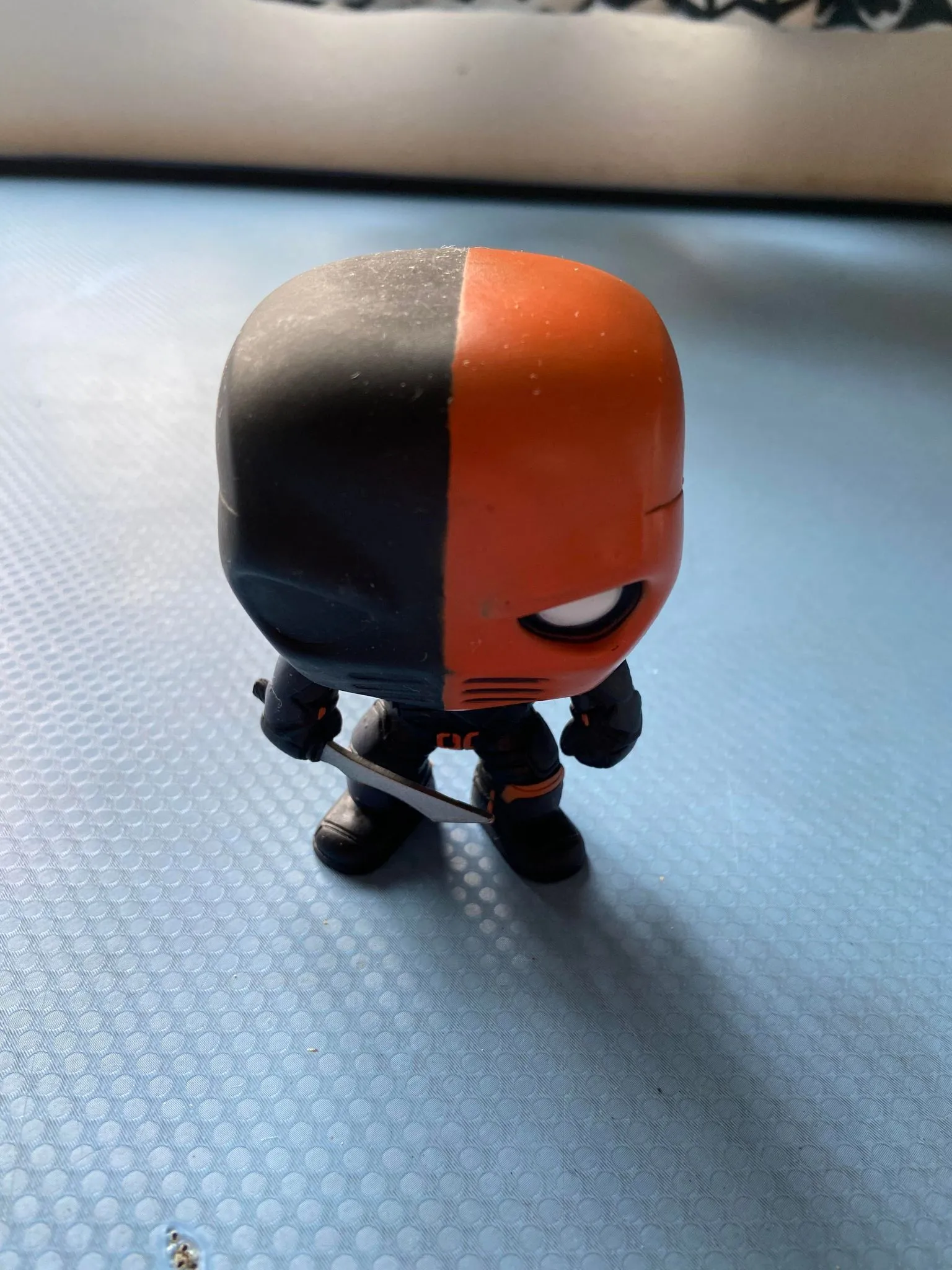 Product image for Genuine Deathstroke Batman Funko Pop  #386 NO BOX