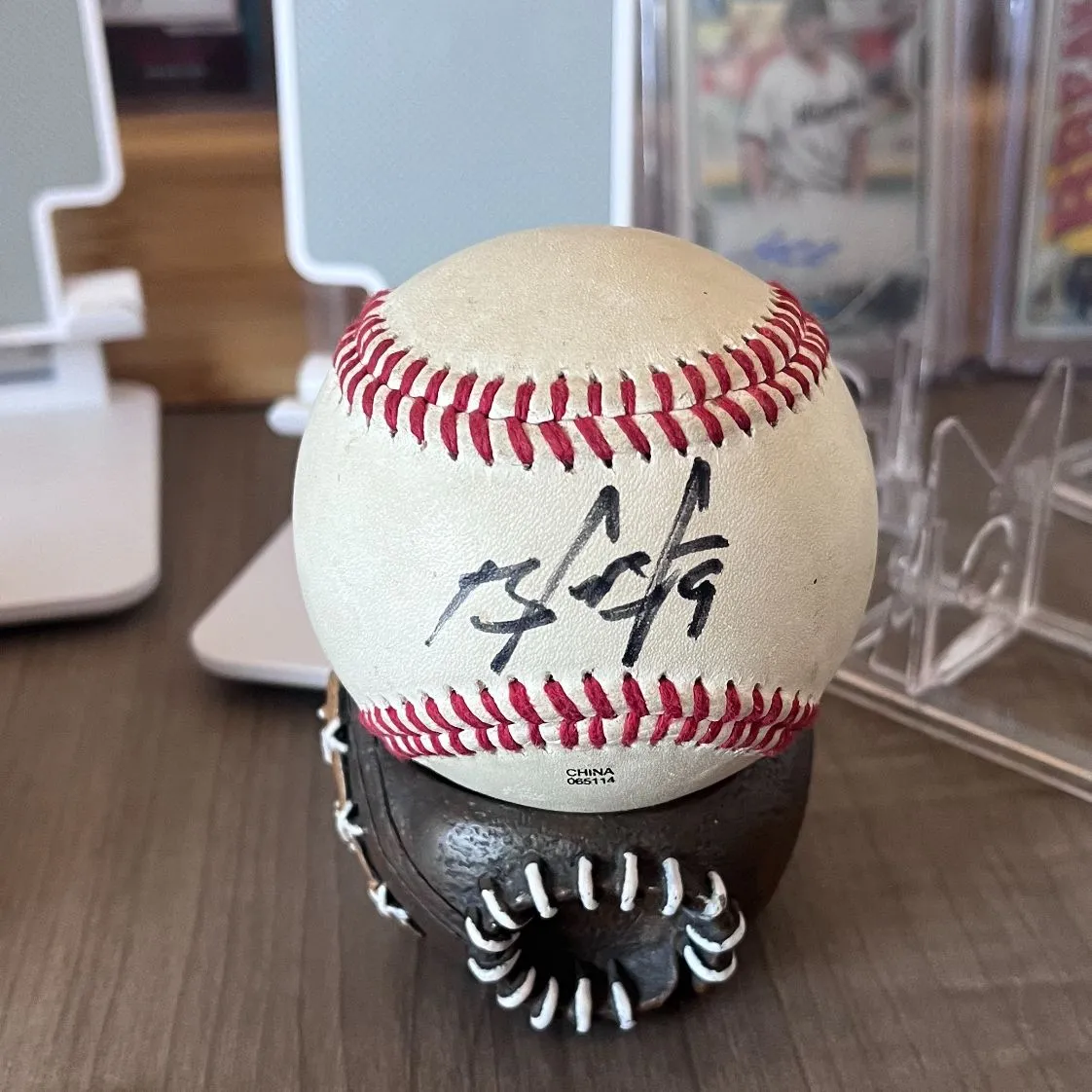 Product image for Brandon belt signed baseball