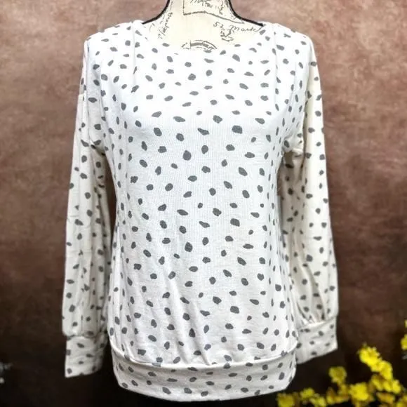 Listing Image Blurred Background