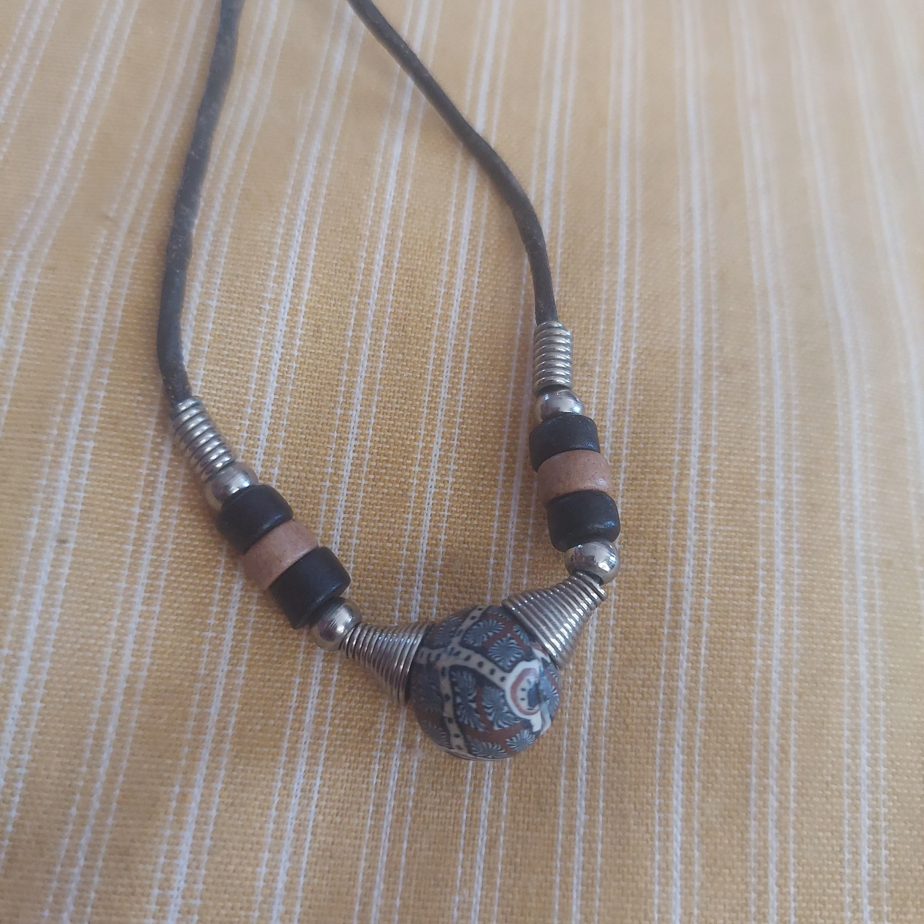 Product image for 90s-y2k minimalist polymer clay bead neclace