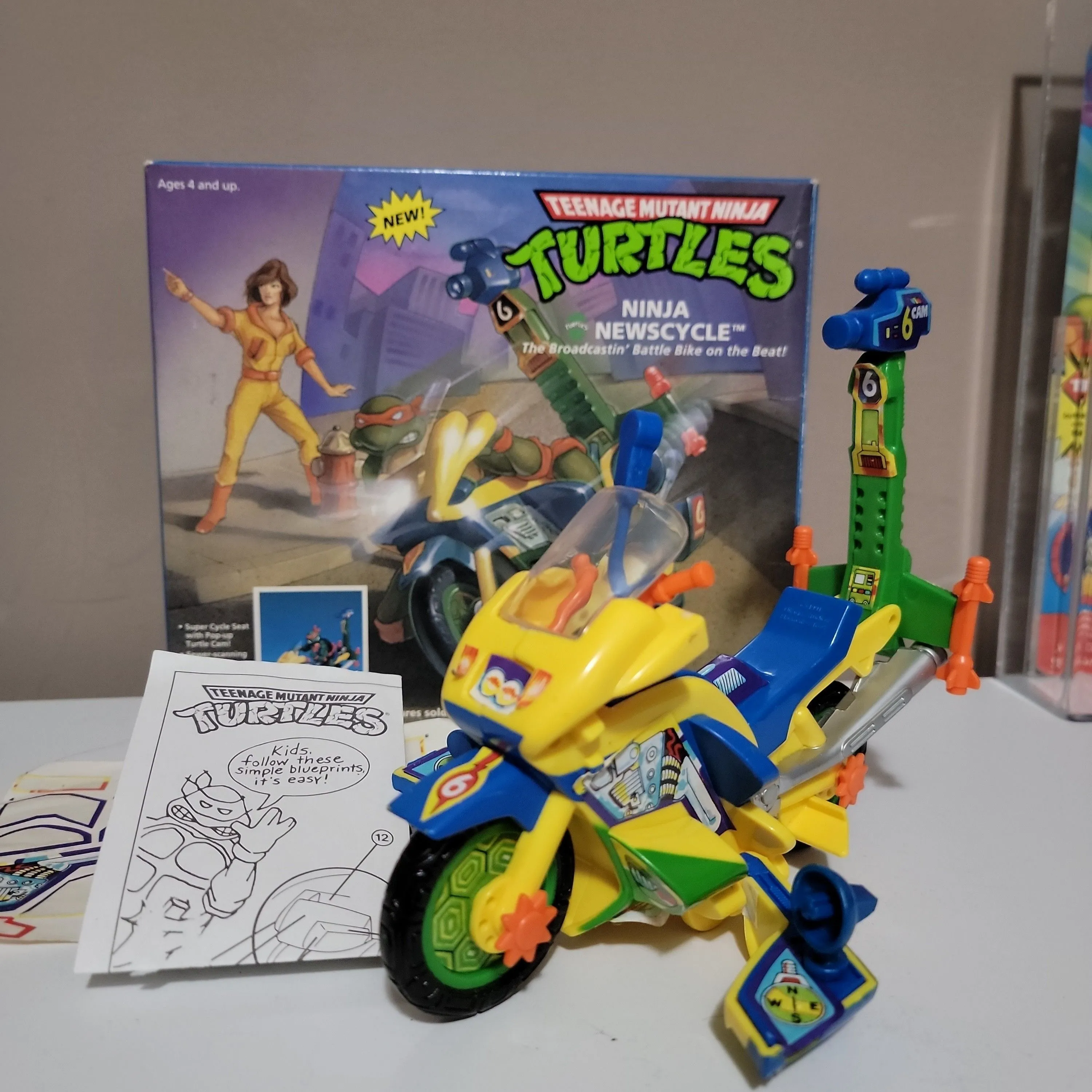 Product image for TMNT 1991 Ninja Newscycle Complete In Box