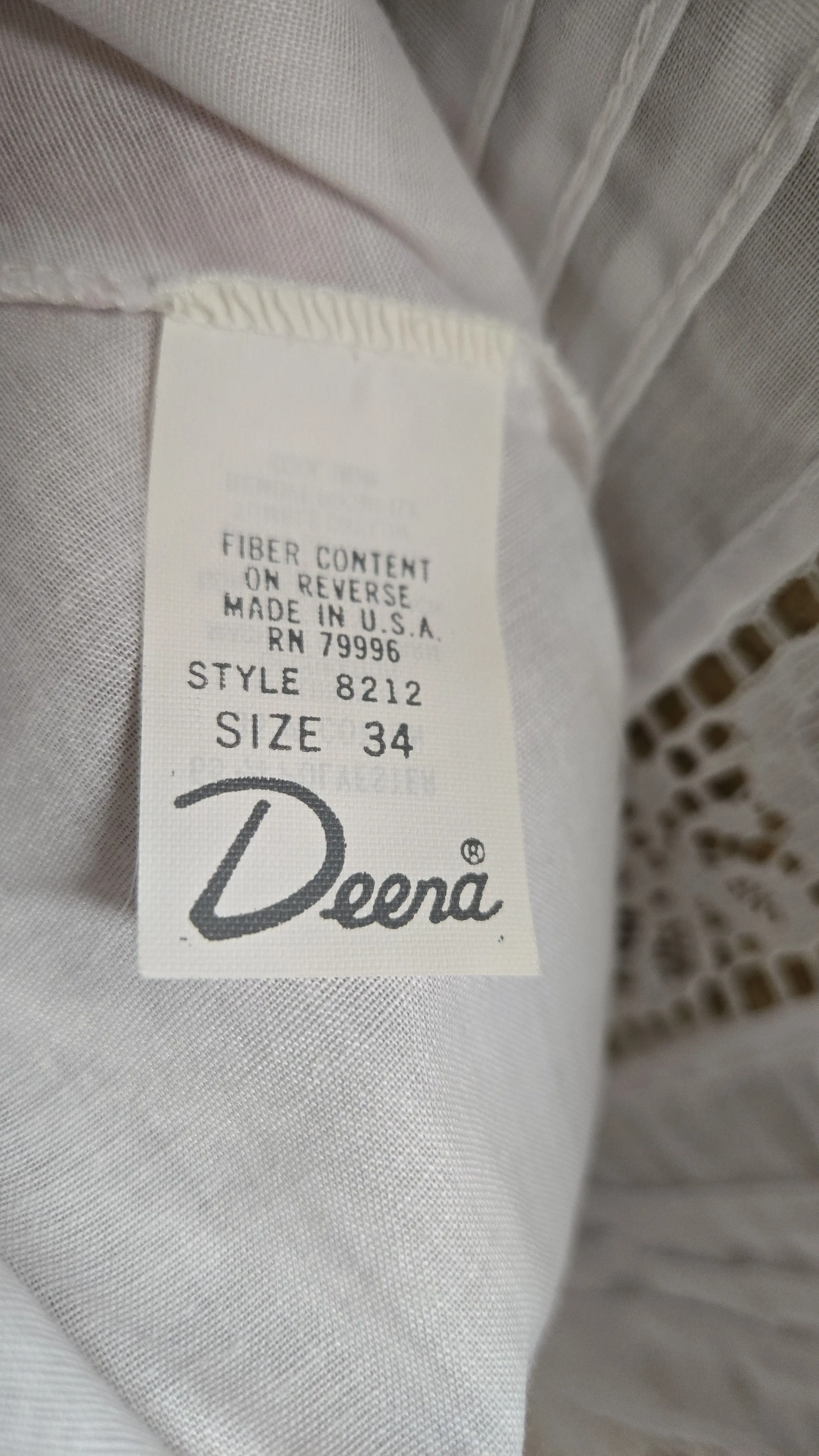 Listing Image Blurred Background