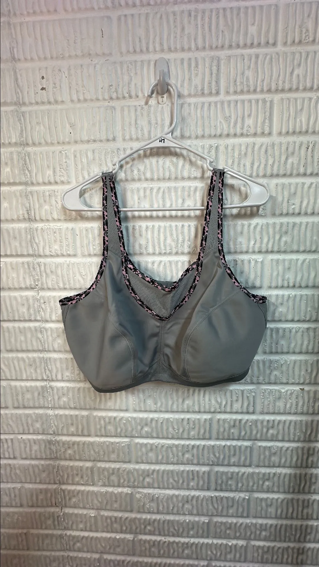 Product image for 15Y Glamorise Grey and Camo Bra 48C