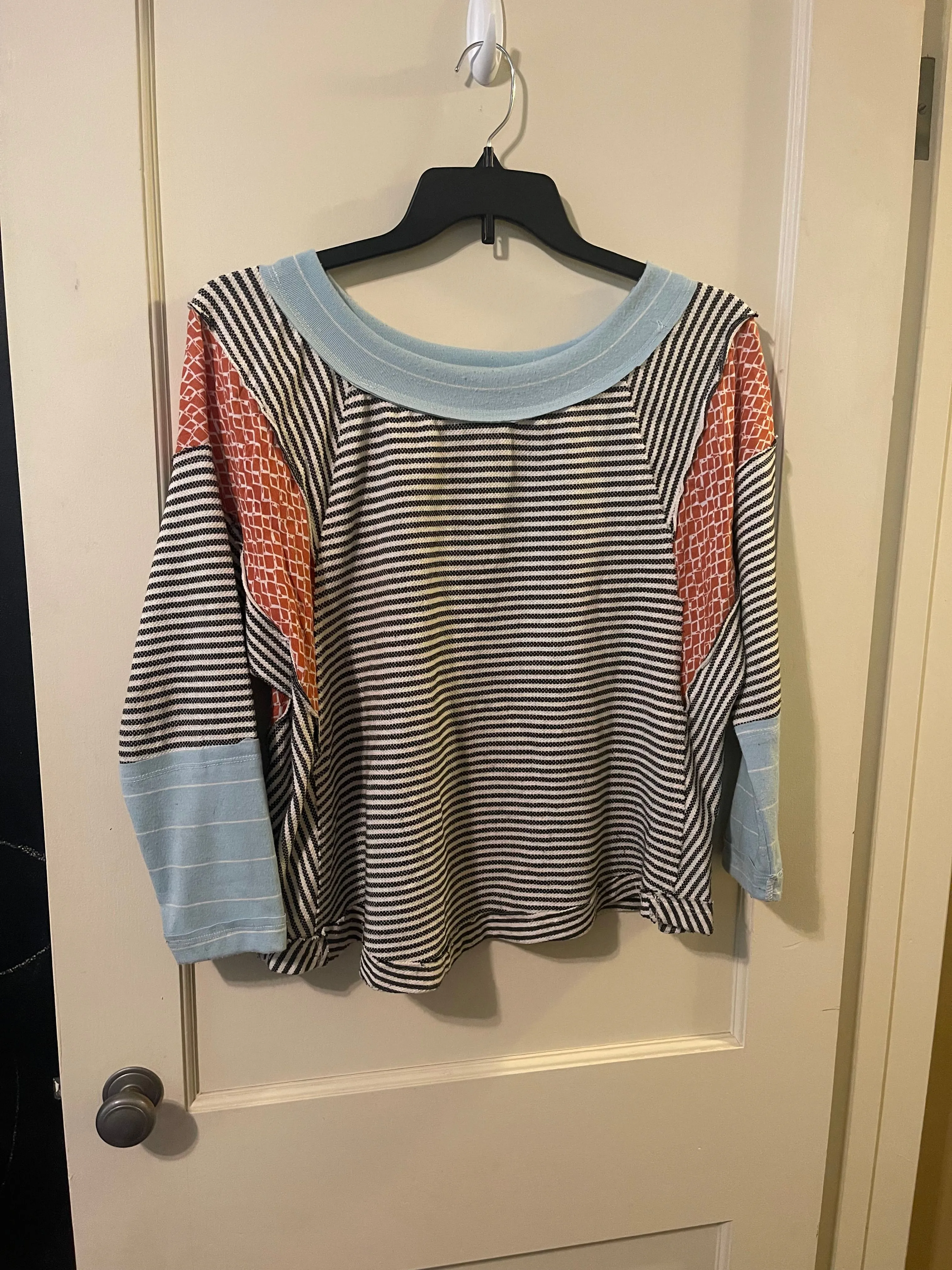 Listing Image Blurred Background