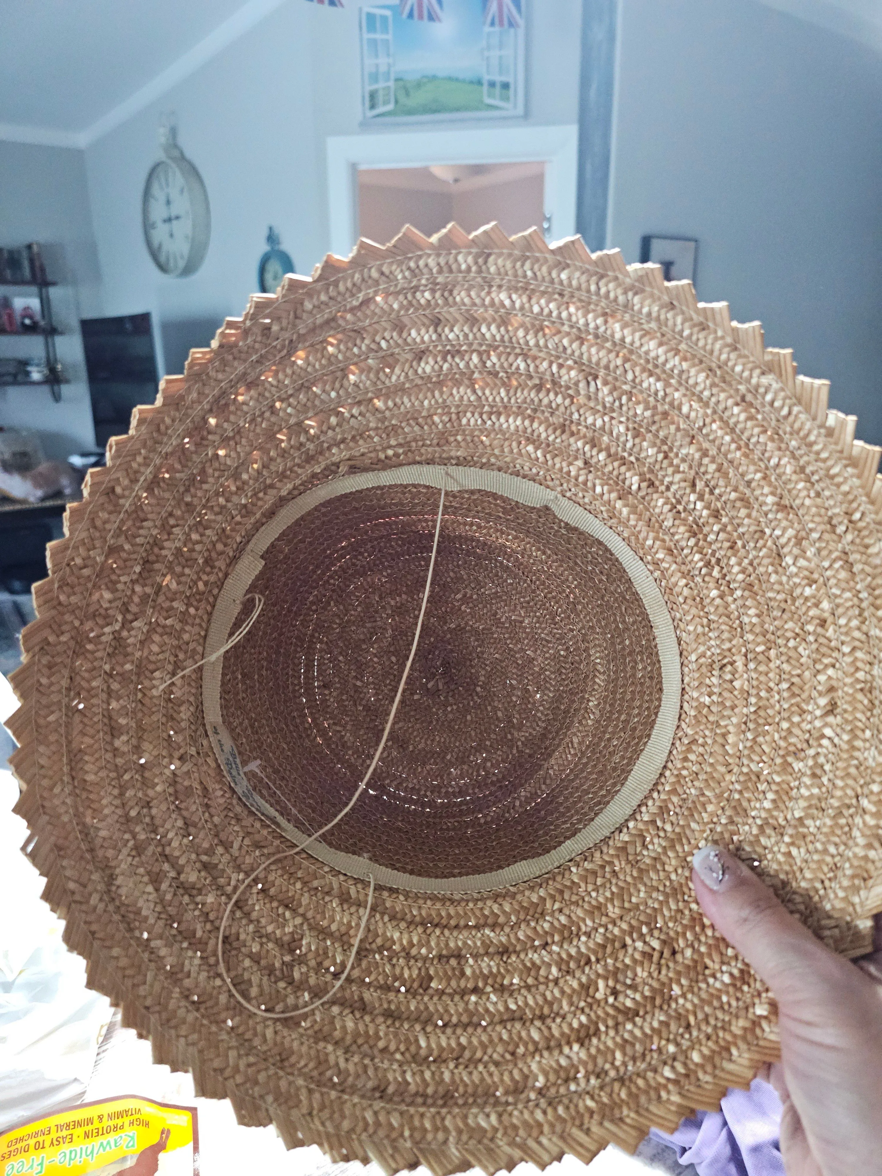Listing Image Blurred Background