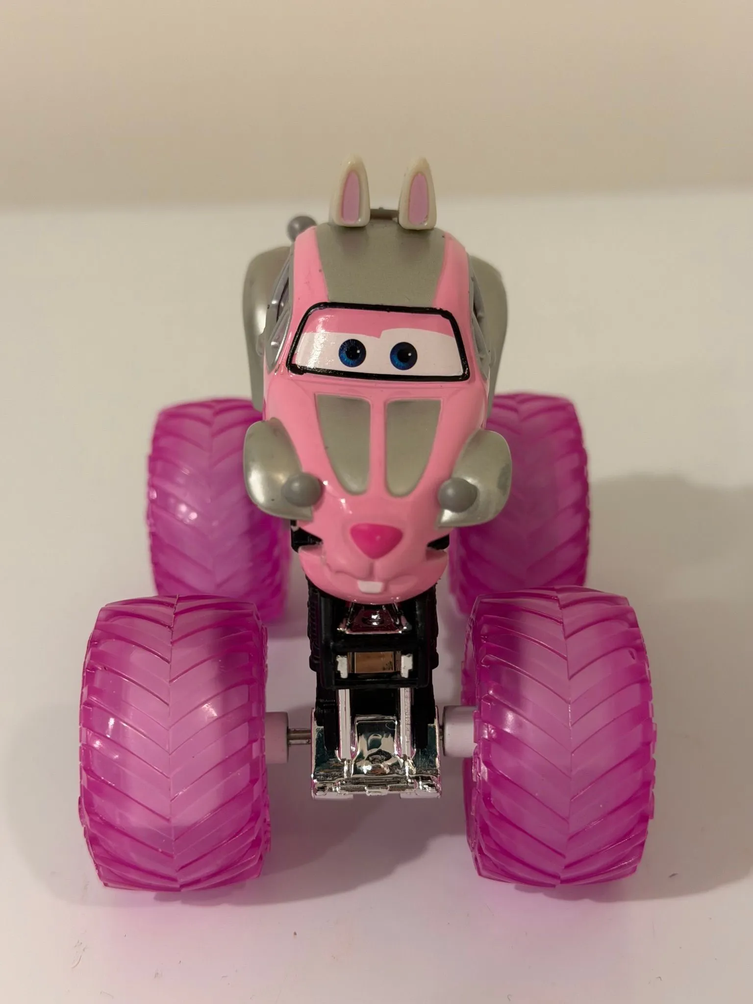 63b2d6c7-a8e0-4e0e-b89b-c8386f4e34b4