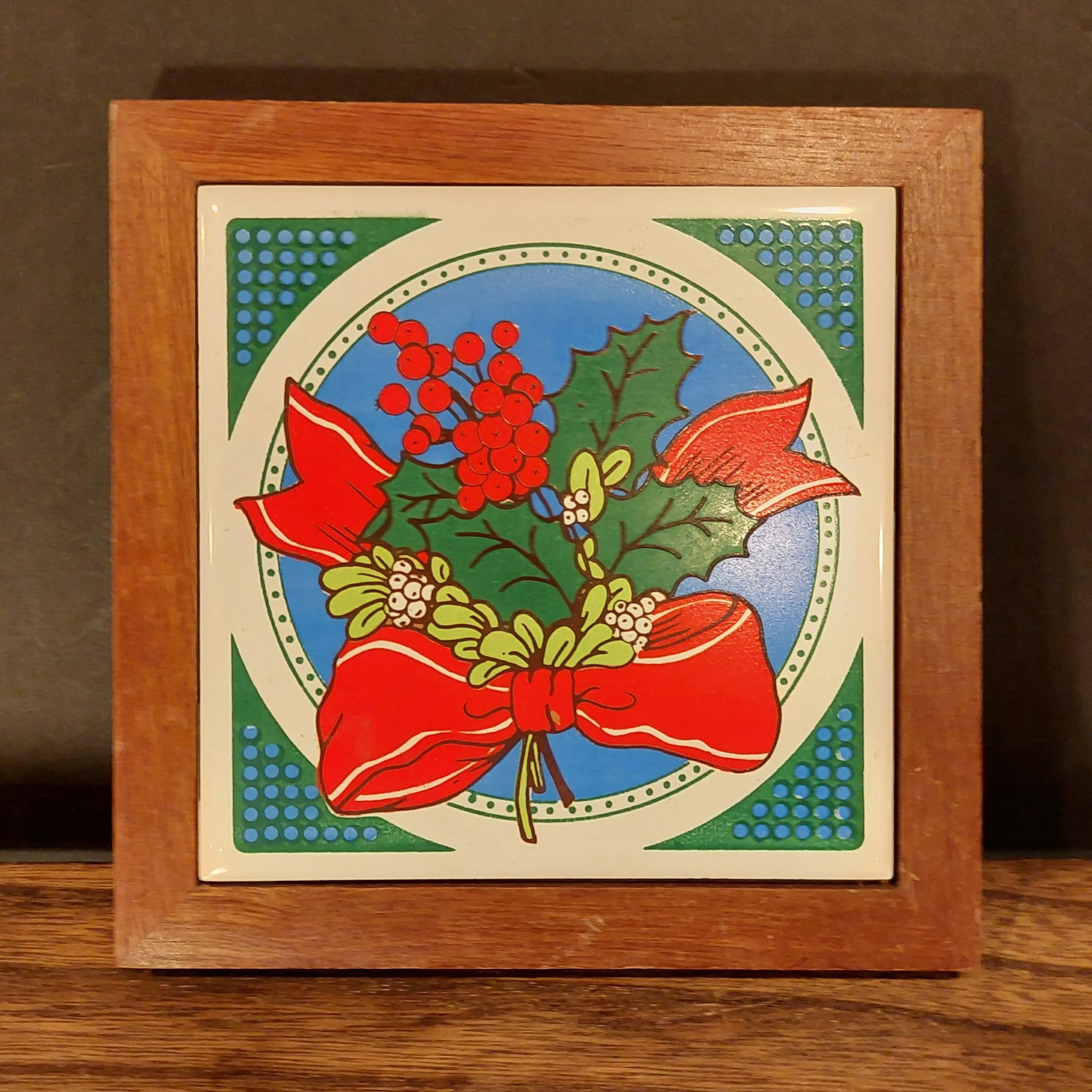 Product image for 0123 Vintage Christmas/Holiday Trivet (Tile/Wood)
