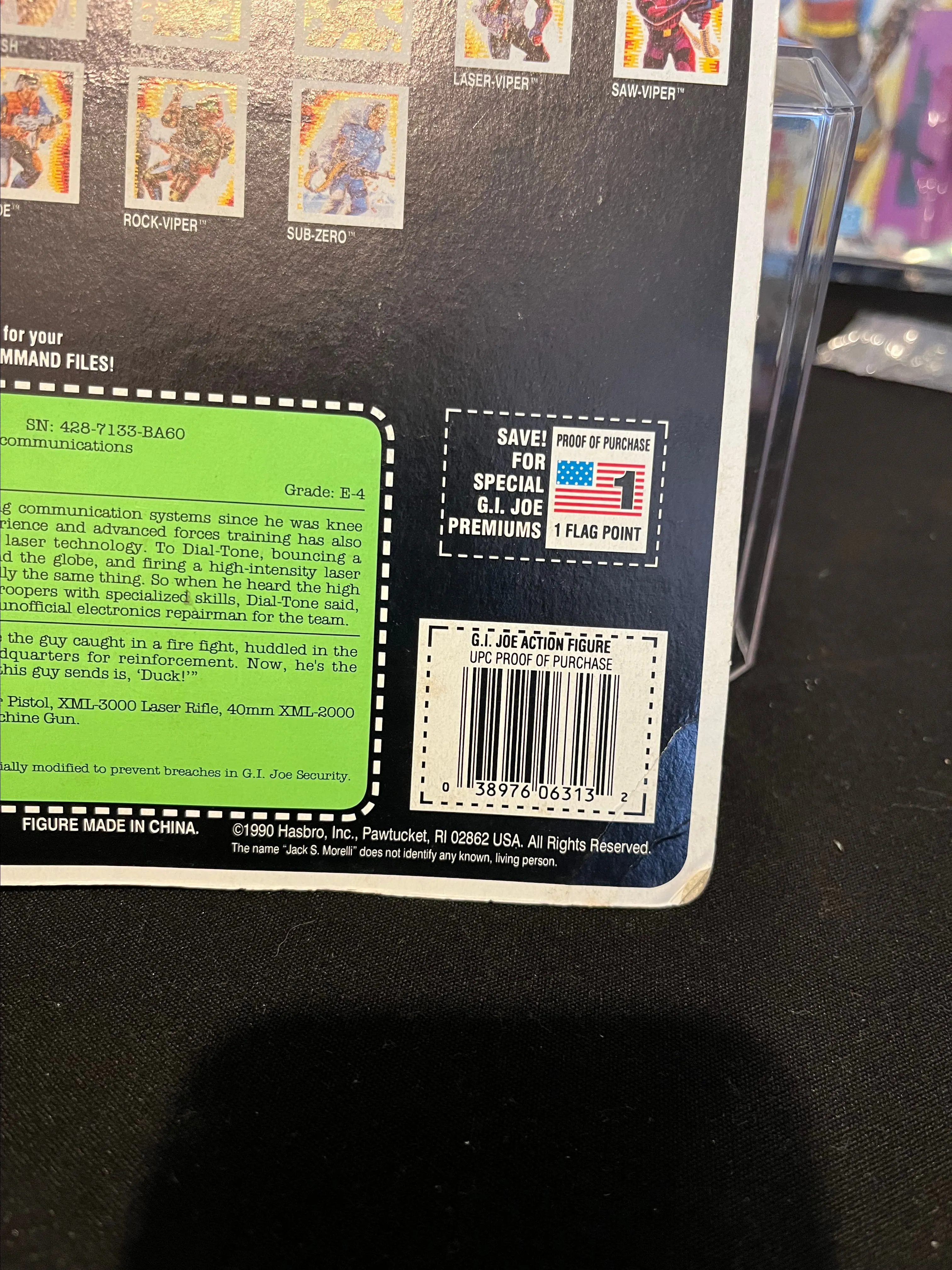 Listing Image Blurred Background
