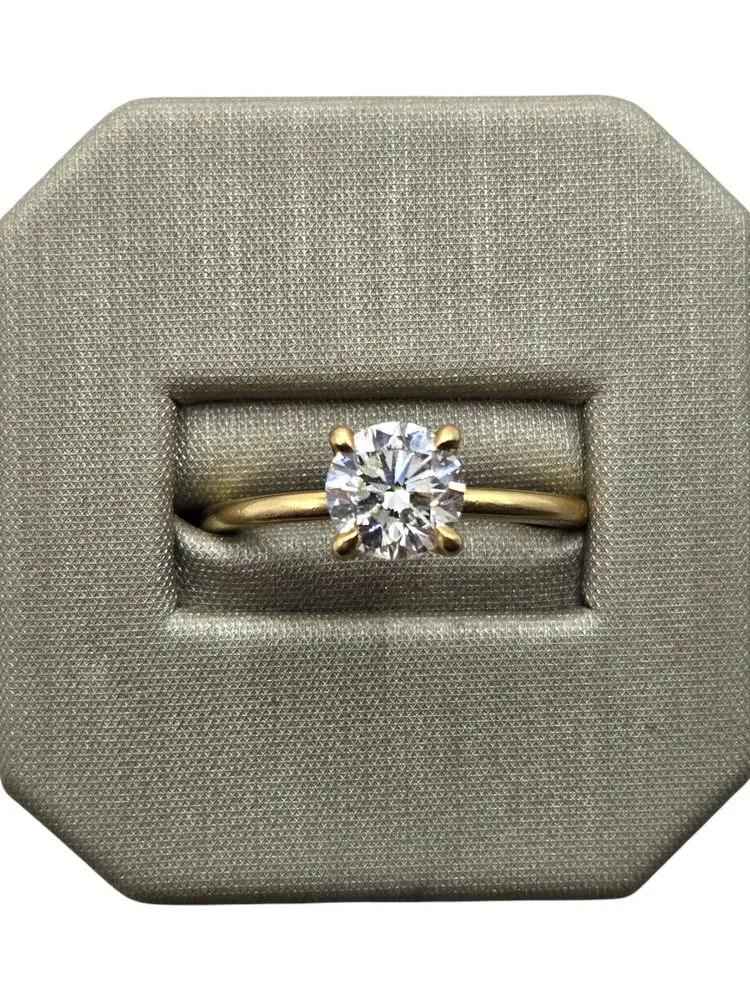 Product image for 14K Yellow Gold .96ct Diamond J VS2 Size 6.75
