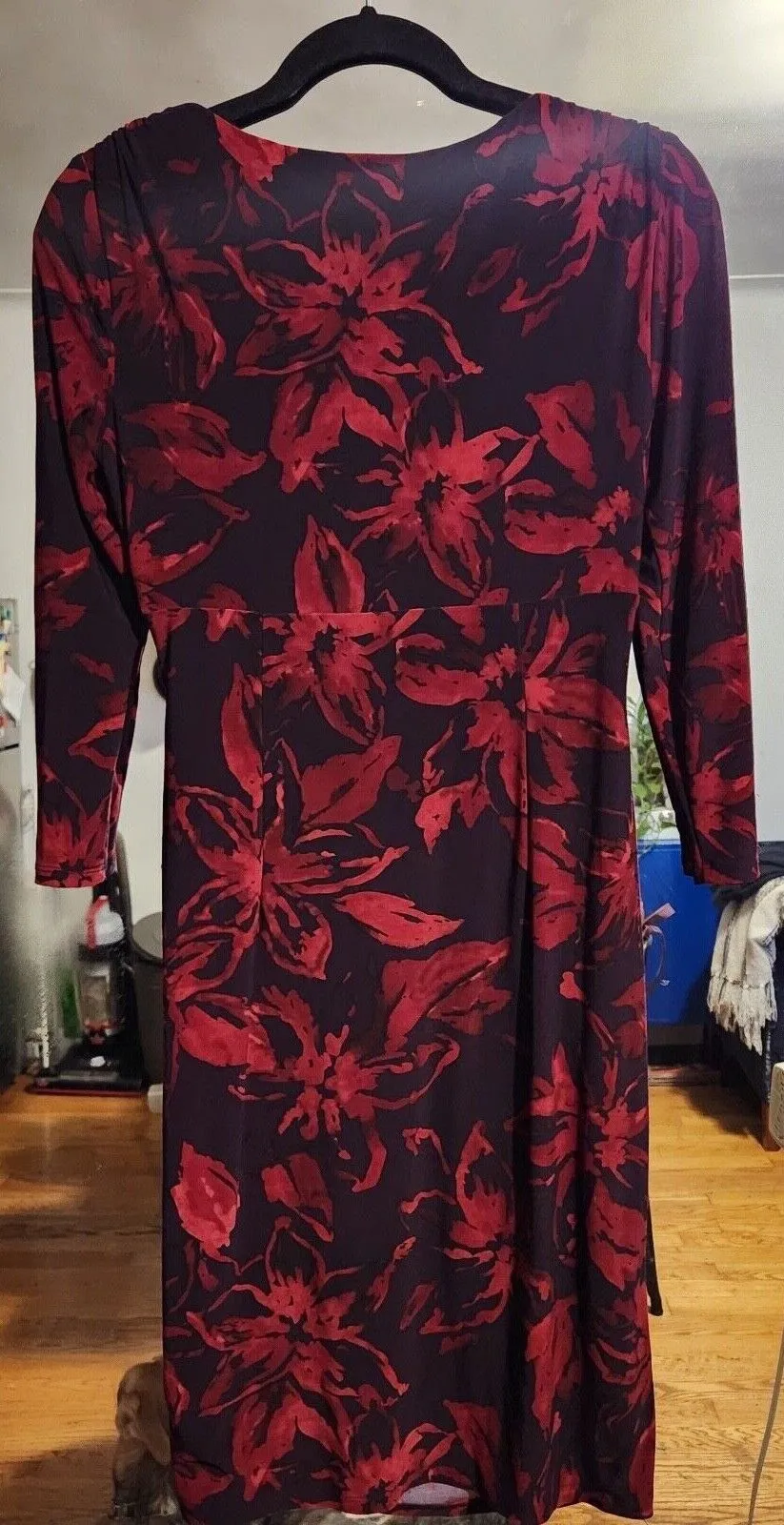 Listing Image Blurred Background