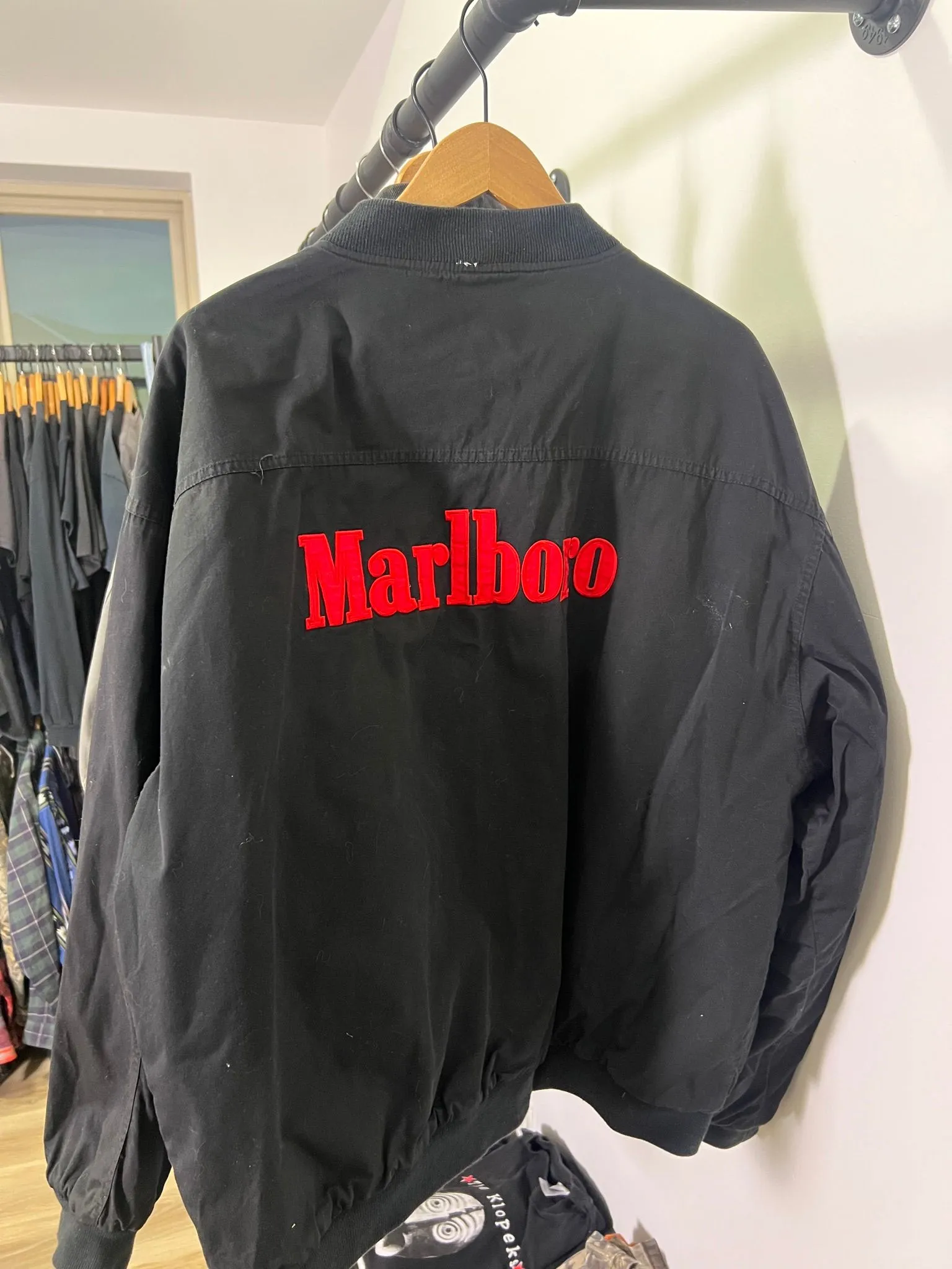 64cc5064-2931-4bc0-8025-e0f806abad51