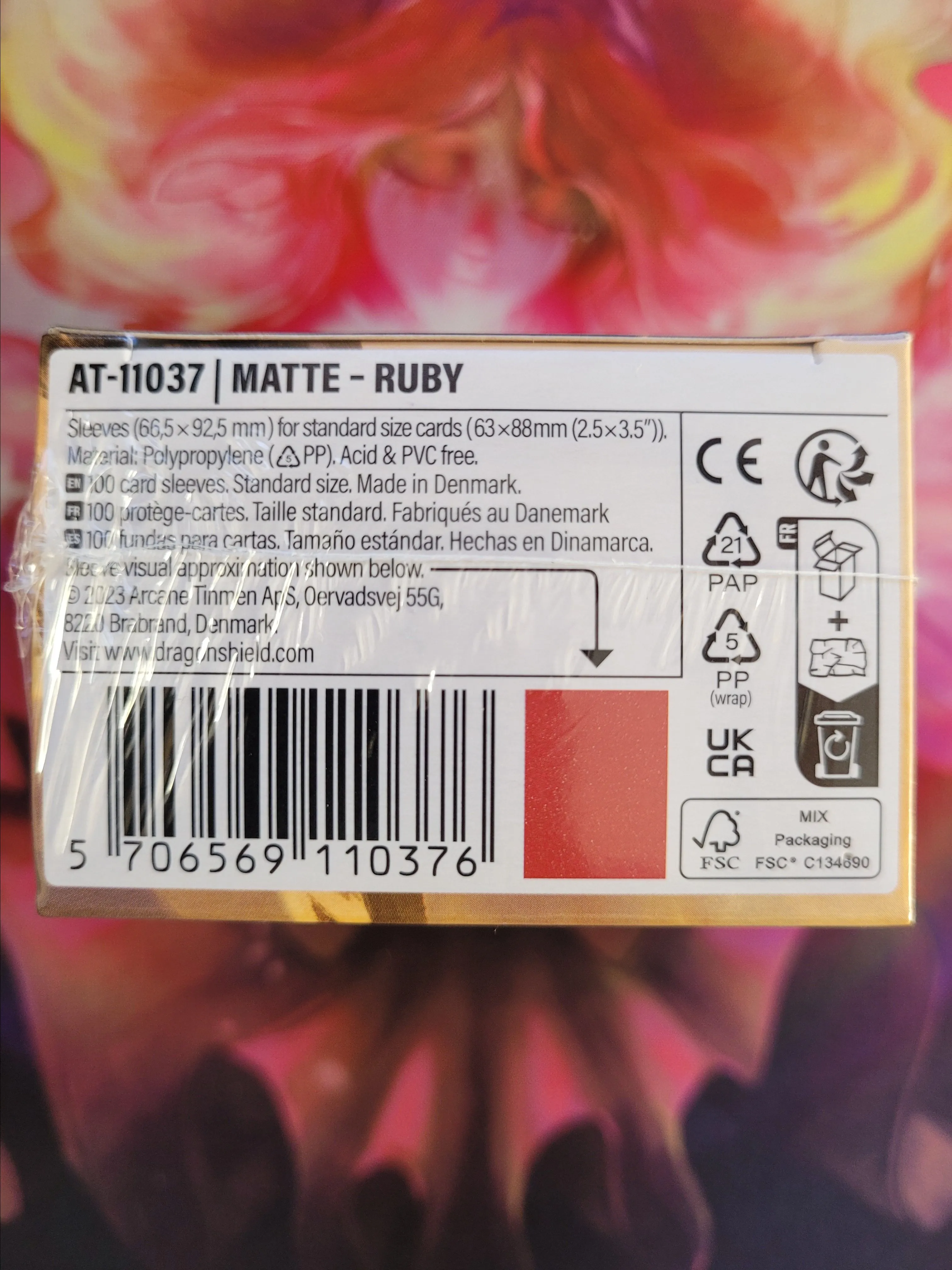 Listing Image Blurred Background
