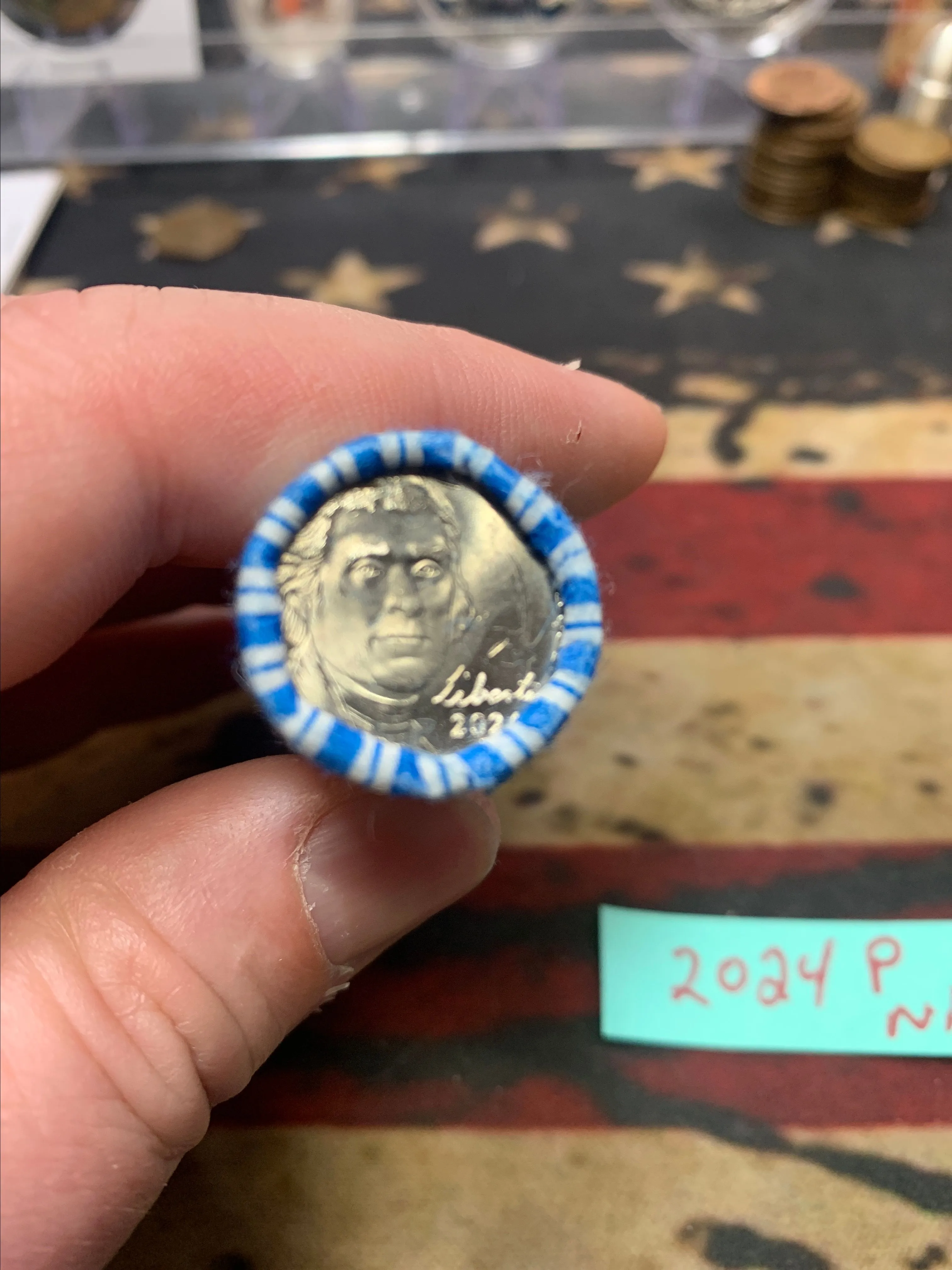 Listing Image Blurred Background