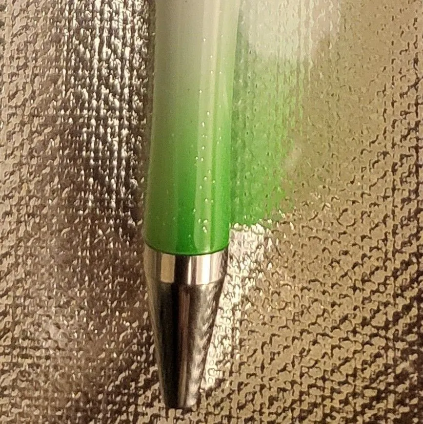 Listing Image Blurred Background
