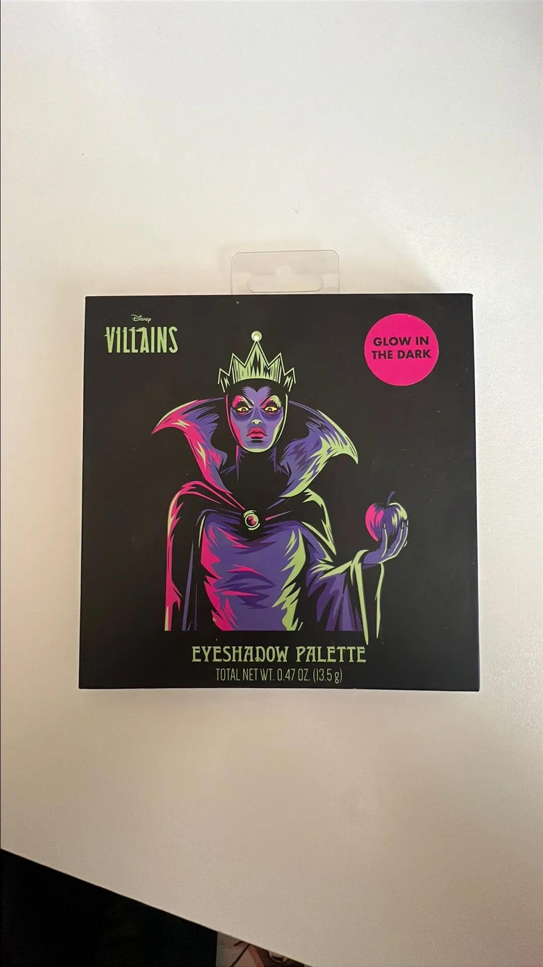 Product image for Cosmetics:  Disney Villains Glow in the Dark Eyeshadow Palette