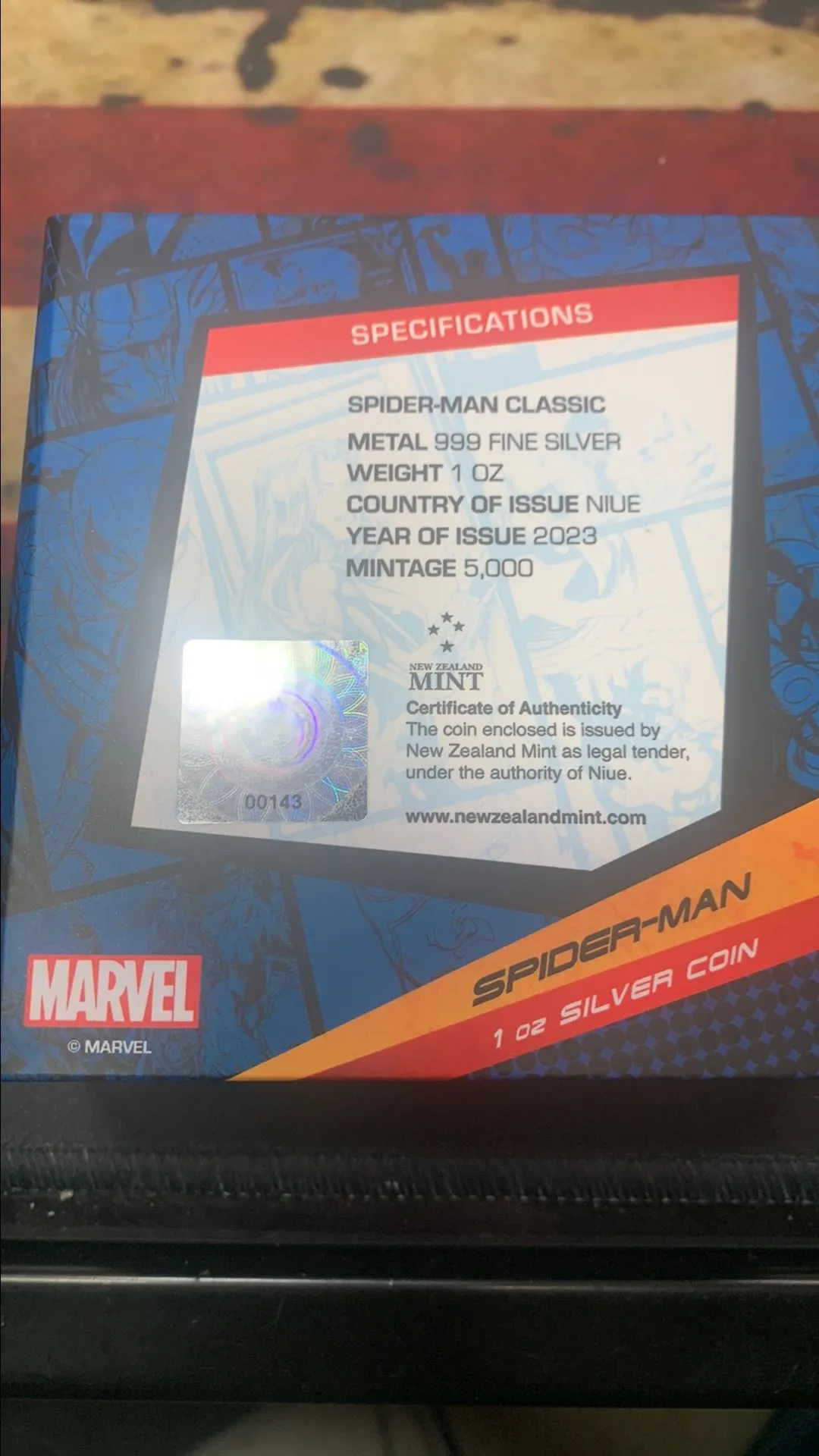 Listing Image Blurred Background