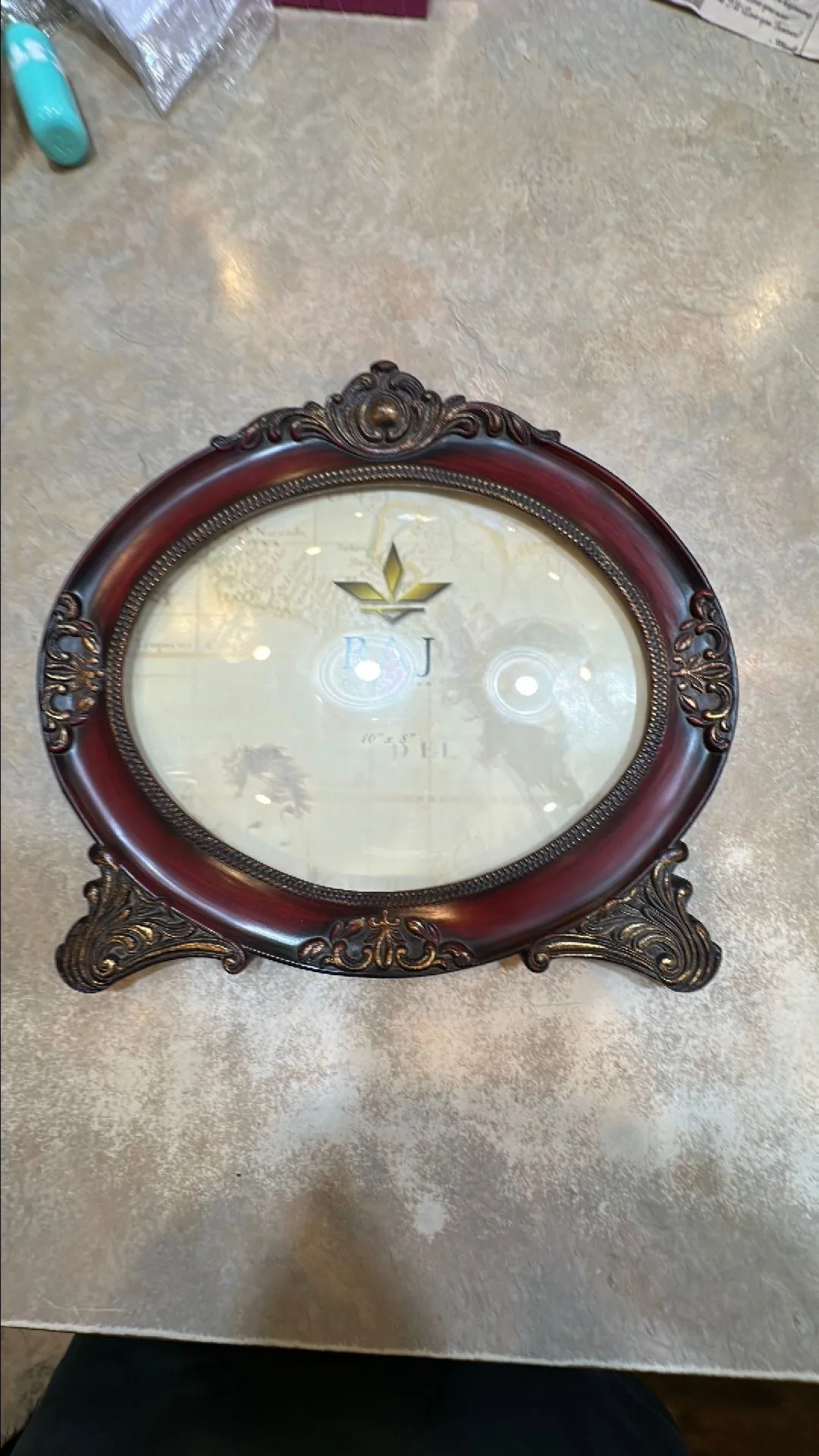 Product image for RAJ Collection burgundy frame. 10x8 "
