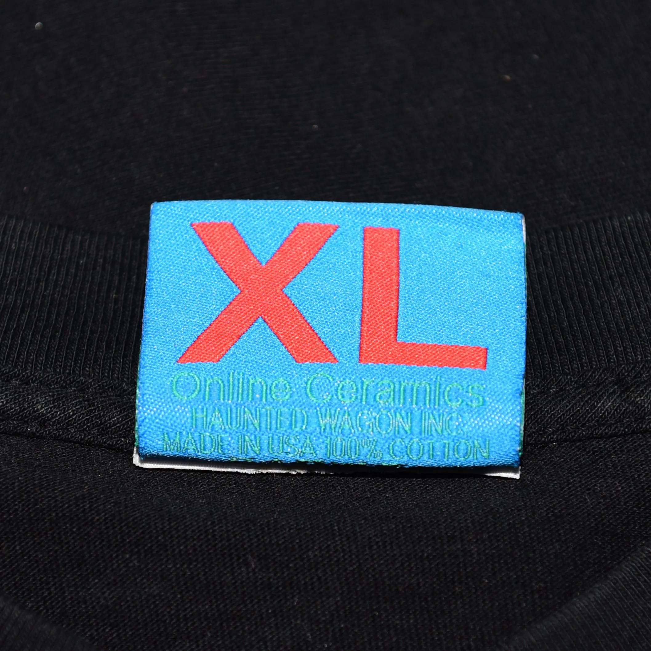 Listing Image Blurred Background